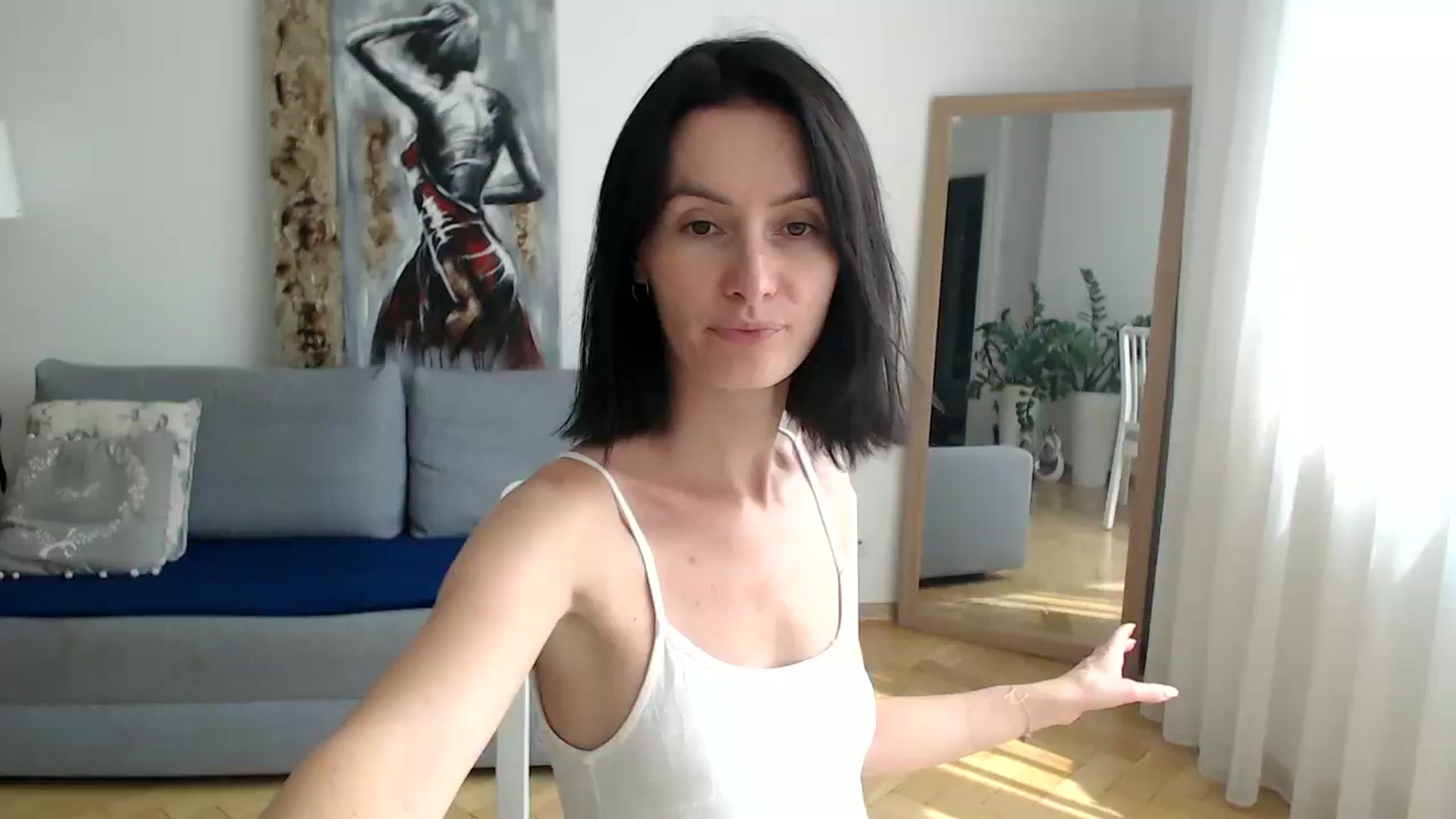 Gallery image thumbnail from the_realpearl's myfreecams stream on, 07/22/2024, 13:50 image 1 of 20
