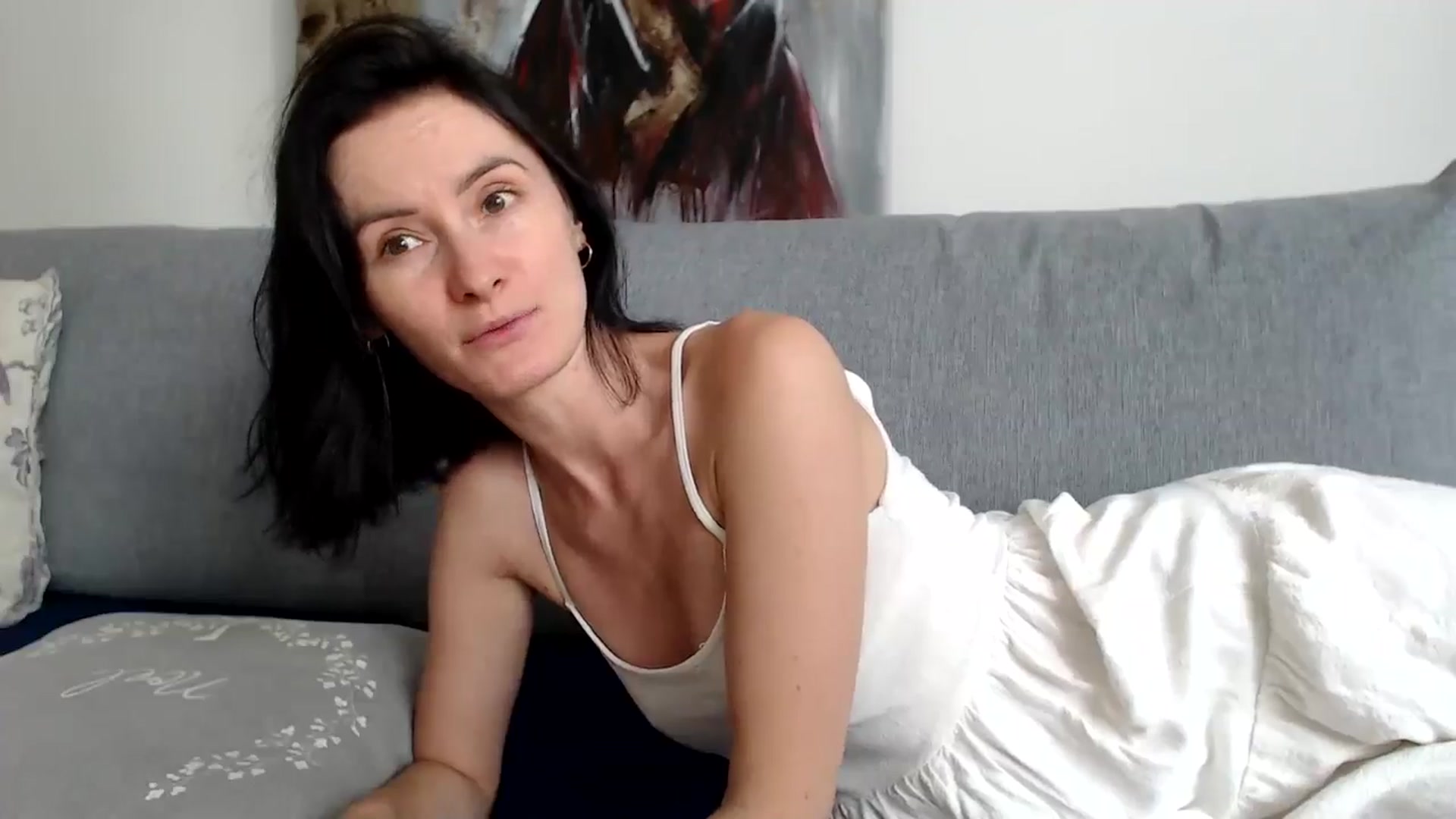 Gallery image thumbnail from the_realpearl's myfreecams stream on, 07/22/2024, 13:50 image 15 of 20