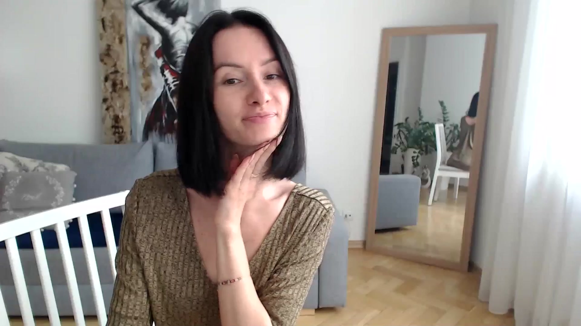 Gallery image thumbnail from the_realpearl's myfreecams stream on, 07/25/2024, 13:14 image 11 of 20