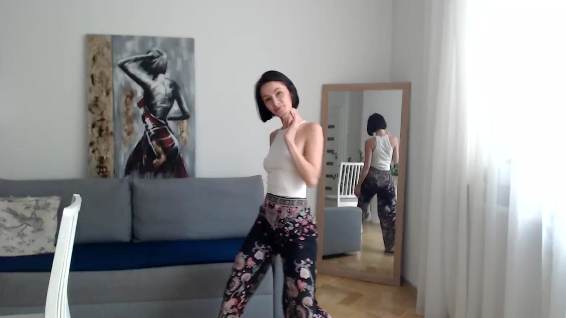 Gallery image thumbnail from the_realpearl's myfreecams stream on, 08/06/2024, 14:51 image 7 of 20
