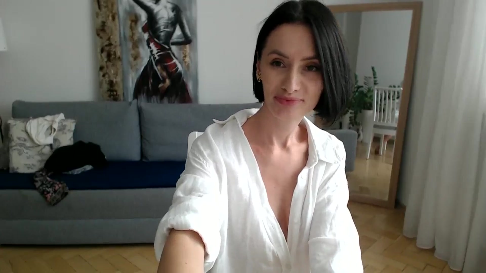 Gallery image thumbnail from the_realpearl's myfreecams stream on, 08/06/2024, 14:51 image 15 of 20