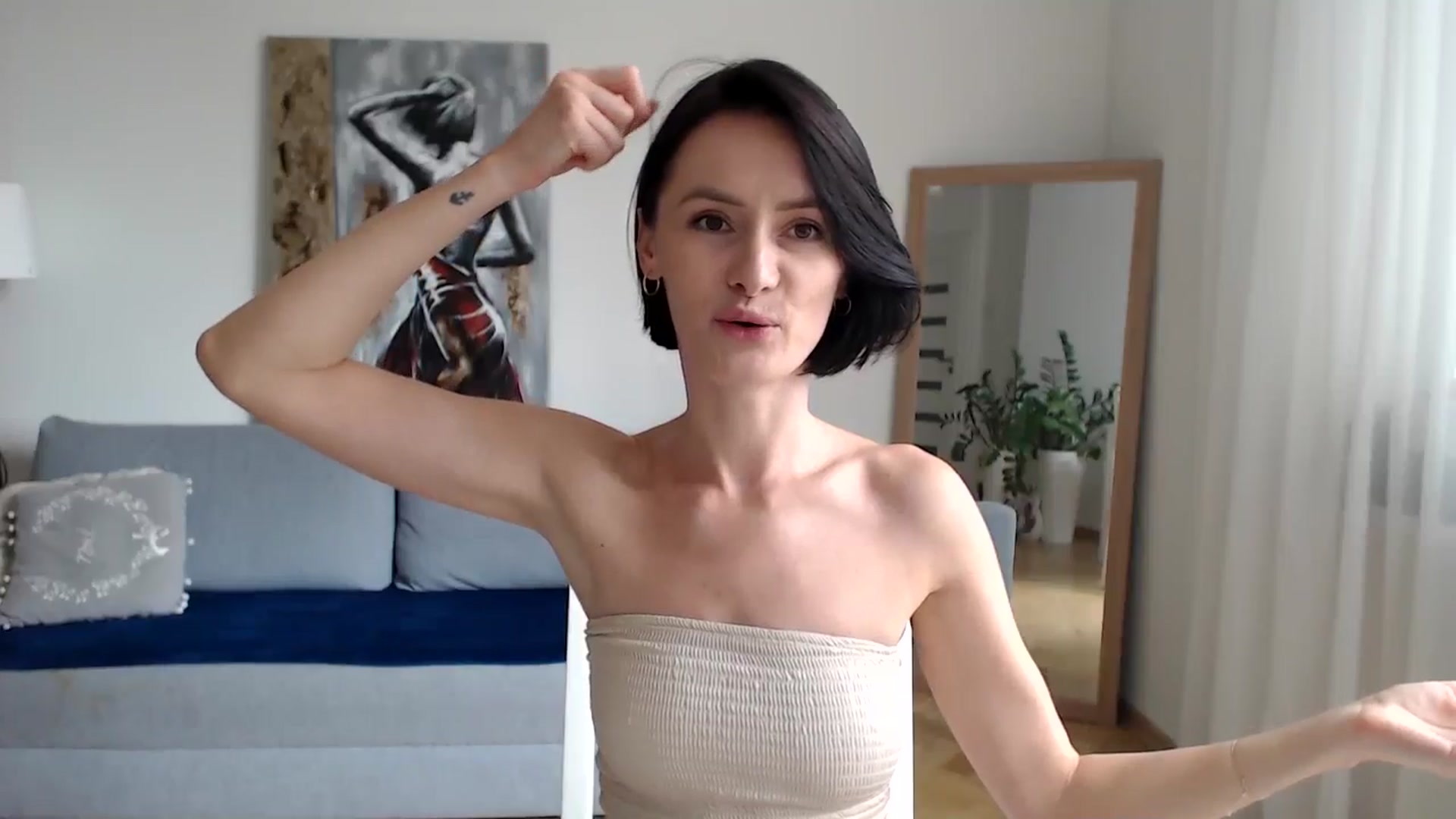 Gallery image thumbnail from the_realpearl's myfreecams stream on, 08/07/2024, 13:53 image 12 of 20