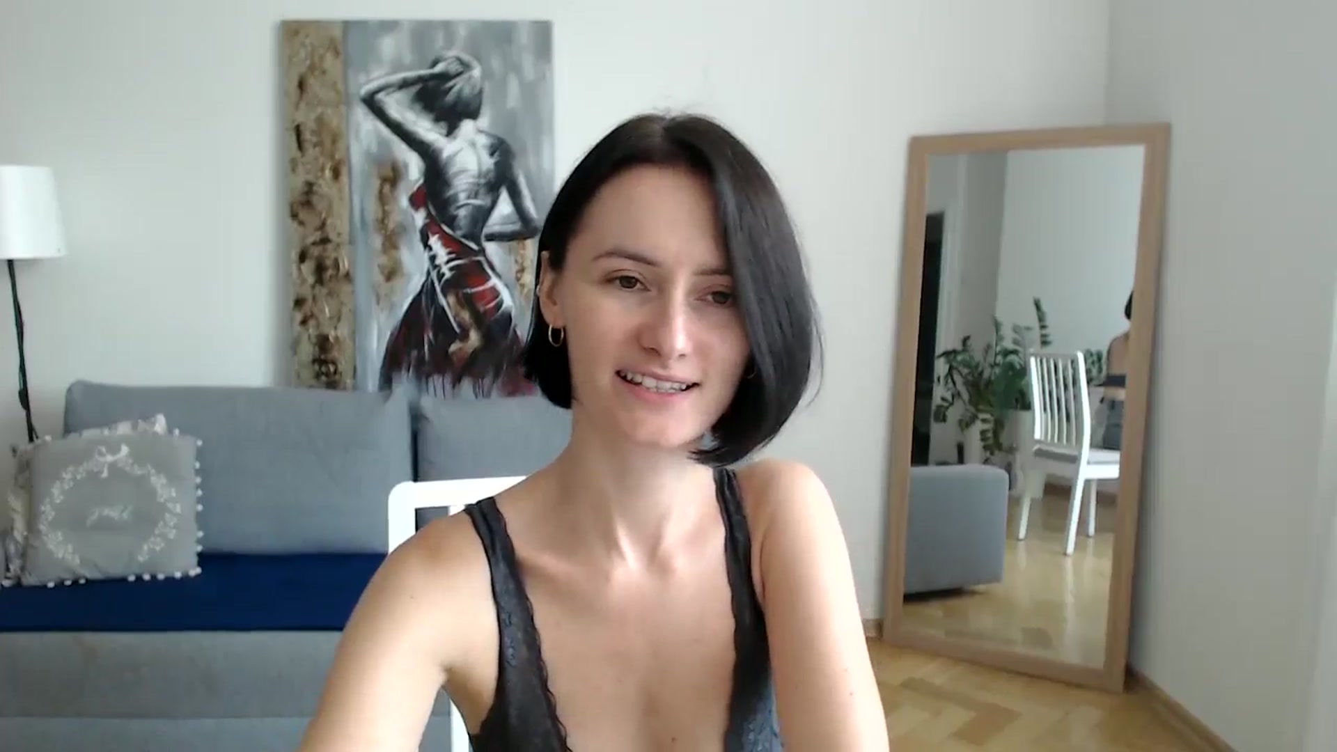 Gallery image thumbnail from the_realpearl's myfreecams stream on, 08/13/2024, 13:42 image 16 of 20
