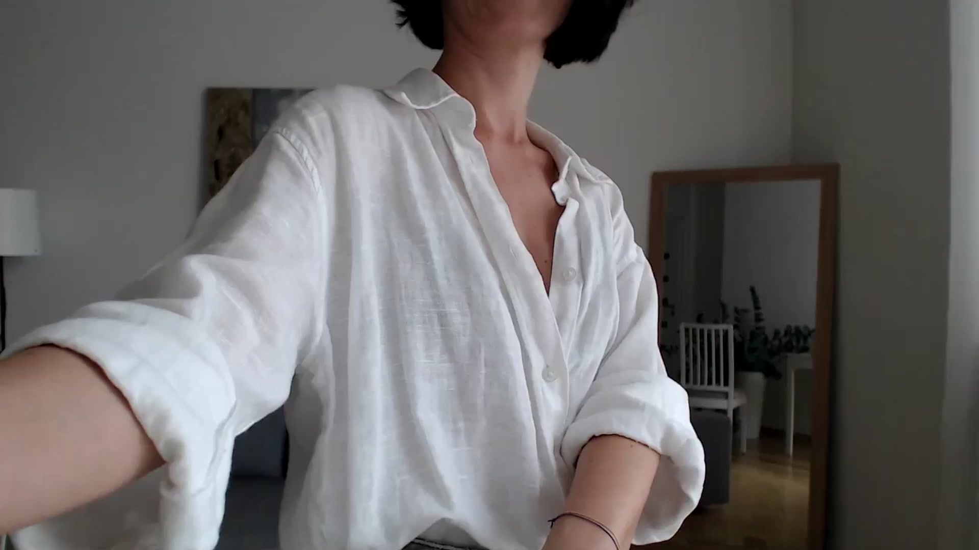 Gallery image thumbnail from the_realpearl's myfreecams stream on, 08/21/2024, 16:56 image 2 of 20