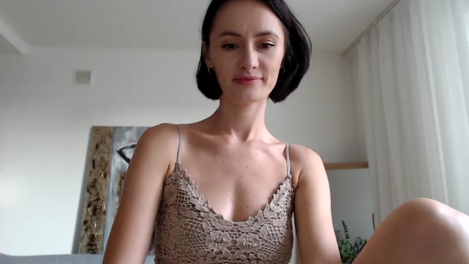 Gallery image thumbnail from the_realpearl's myfreecams stream on, 08/27/2024, 14:13 image 8 of 20