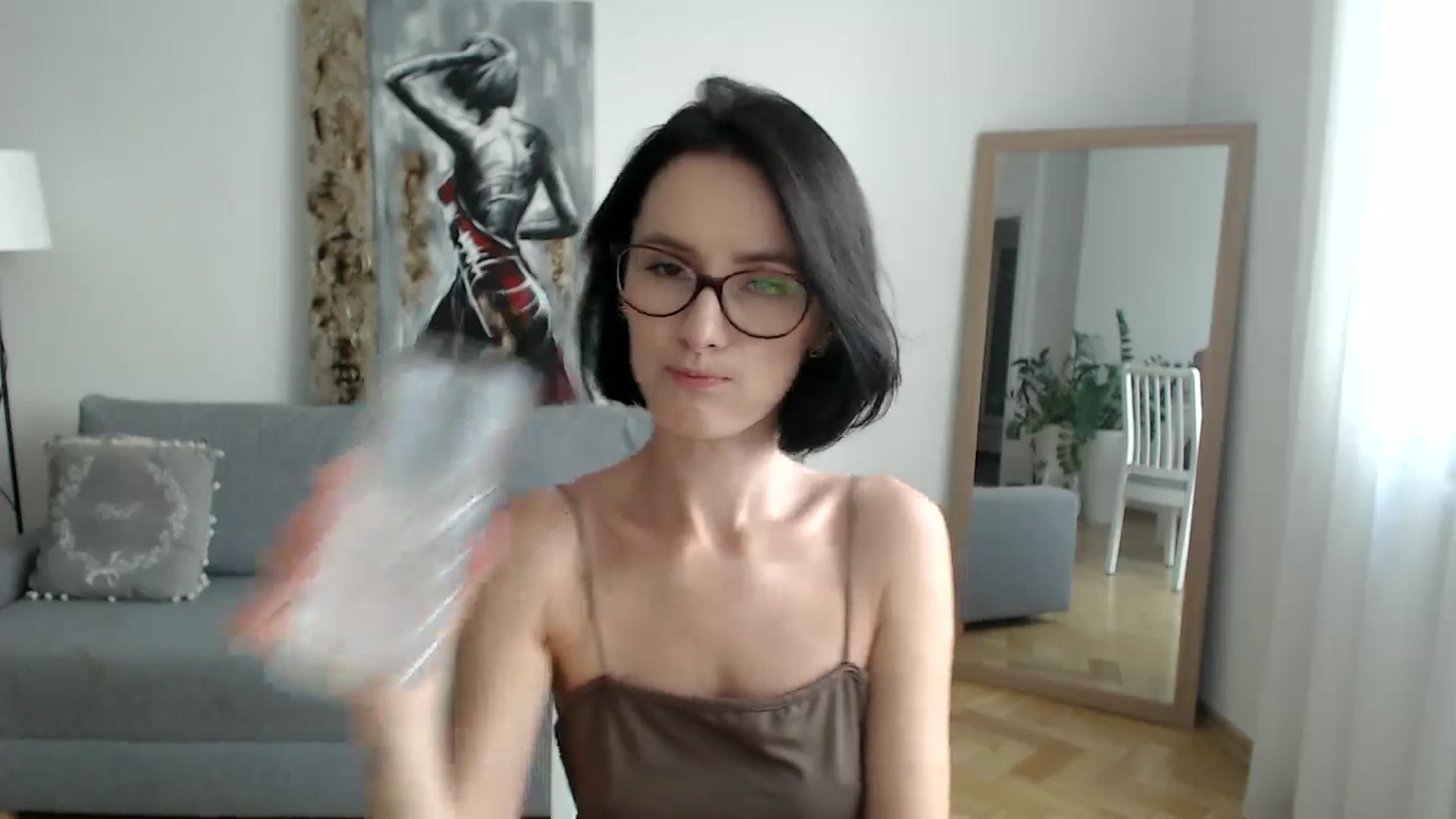 Gallery image thumbnail from the_realpearl's myfreecams stream on, 09/08/2024, 17:09 image 7 of 20