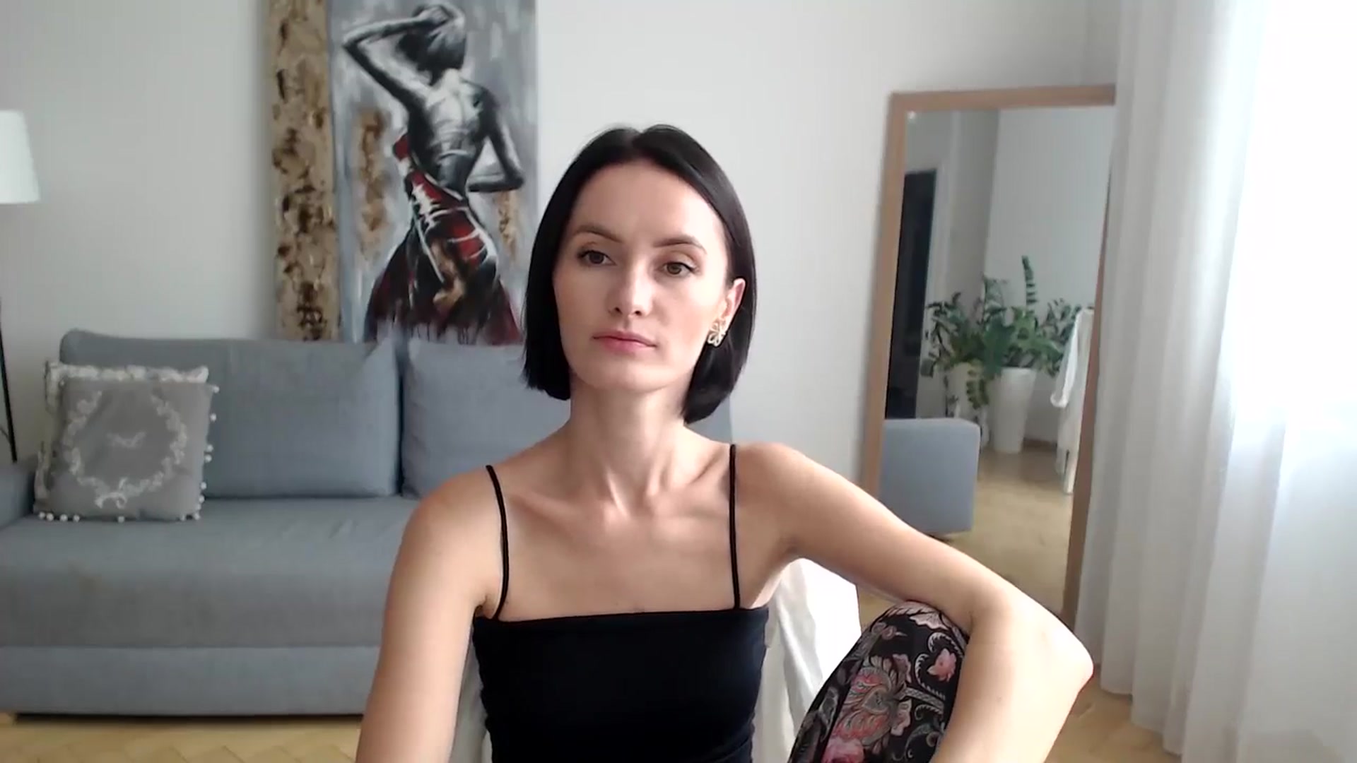 Gallery image thumbnail from the_realpearl's myfreecams stream on, 09/09/2024, 13:33 image 4 of 20