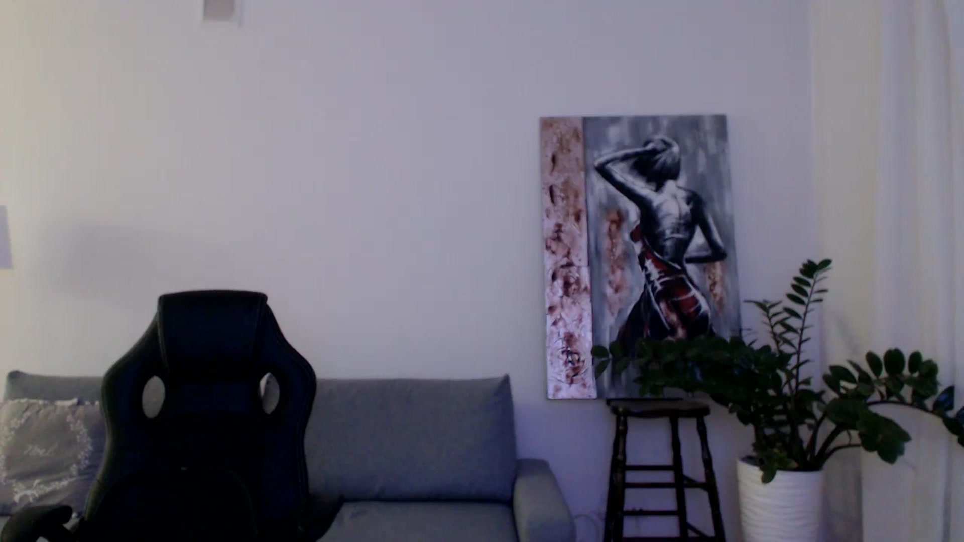Gallery image thumbnail from the_realpearl's myfreecams stream on, 11/20/2024, 19:38 image 15 of 20