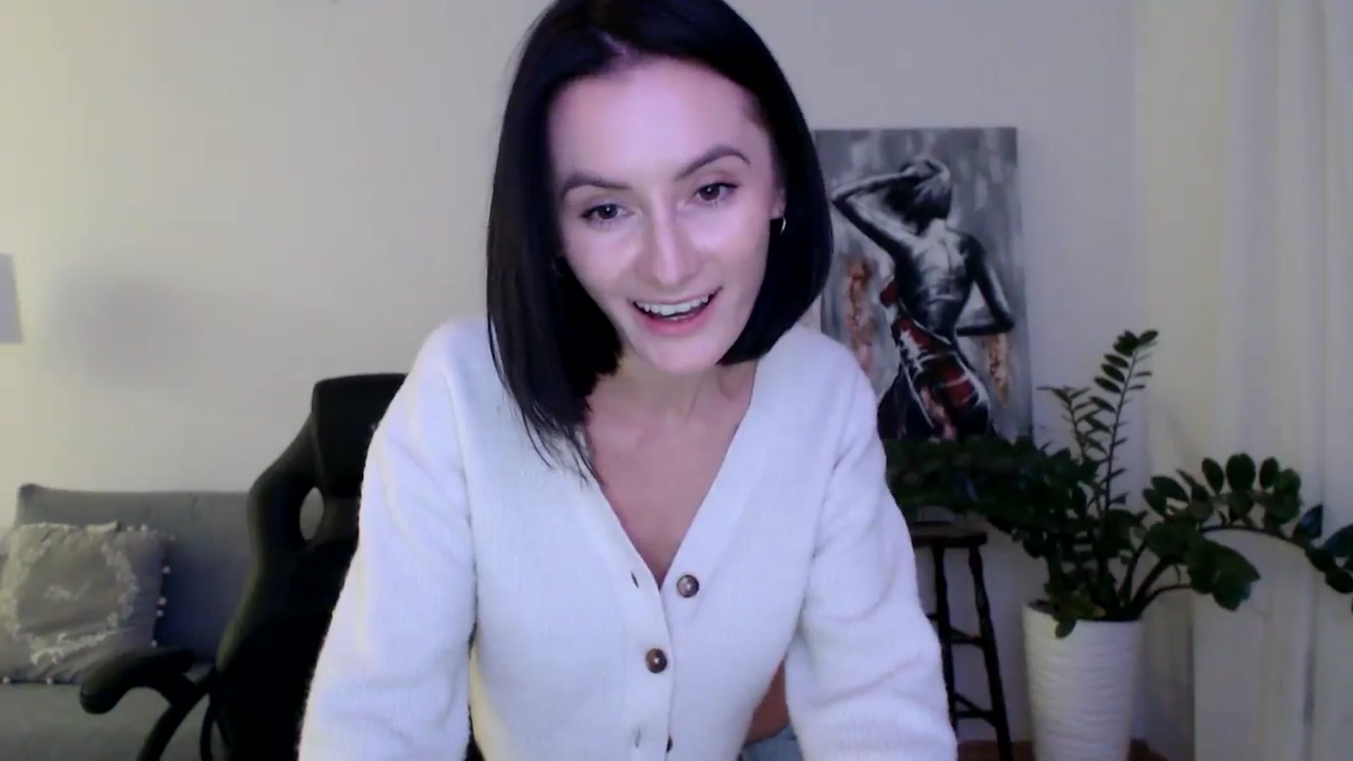 Gallery image thumbnail from the_realpearl's myfreecams stream on, 11/20/2024, 19:38 image 11 of 20