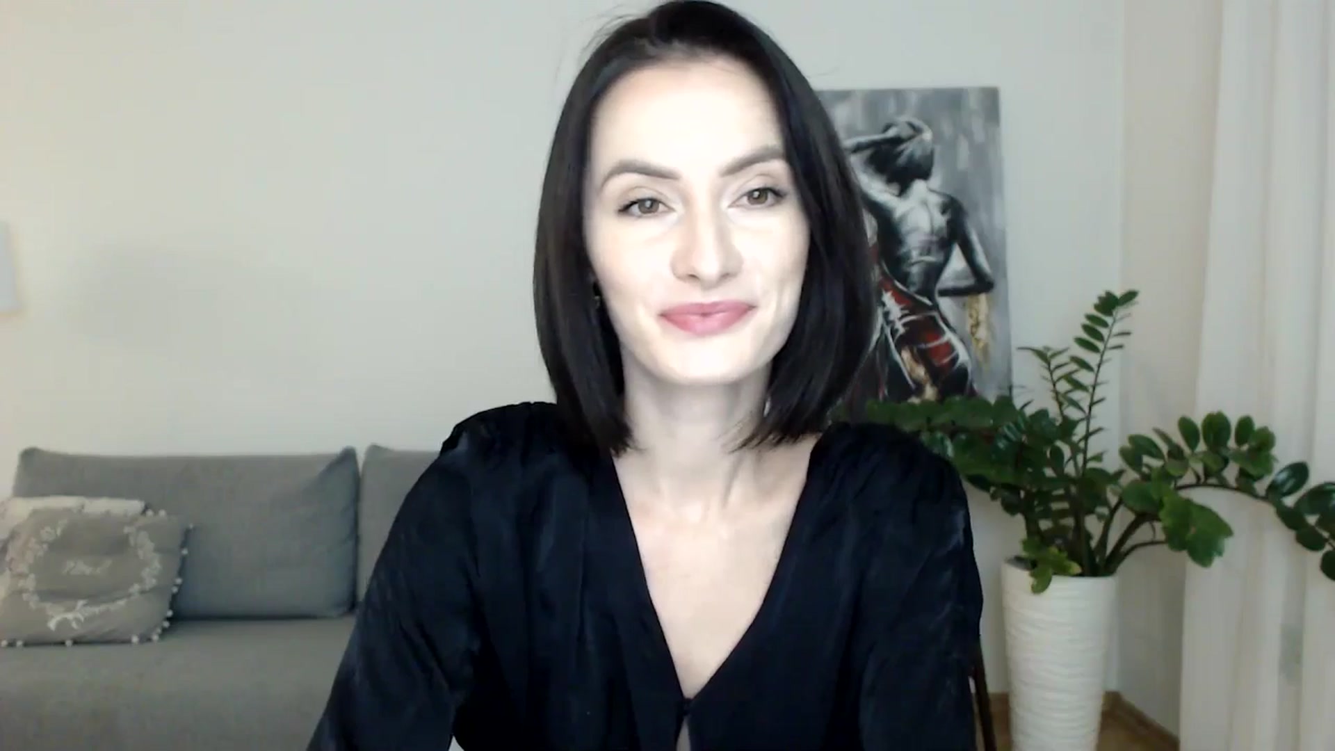 Gallery image thumbnail from the_realpearl's myfreecams stream on, 11/24/2024, 16:40 image 10 of 20