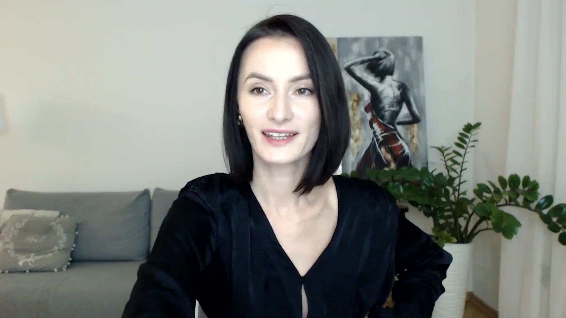 Gallery image thumbnail from the_realpearl's myfreecams stream on, 11/24/2024, 16:40 image 16 of 20