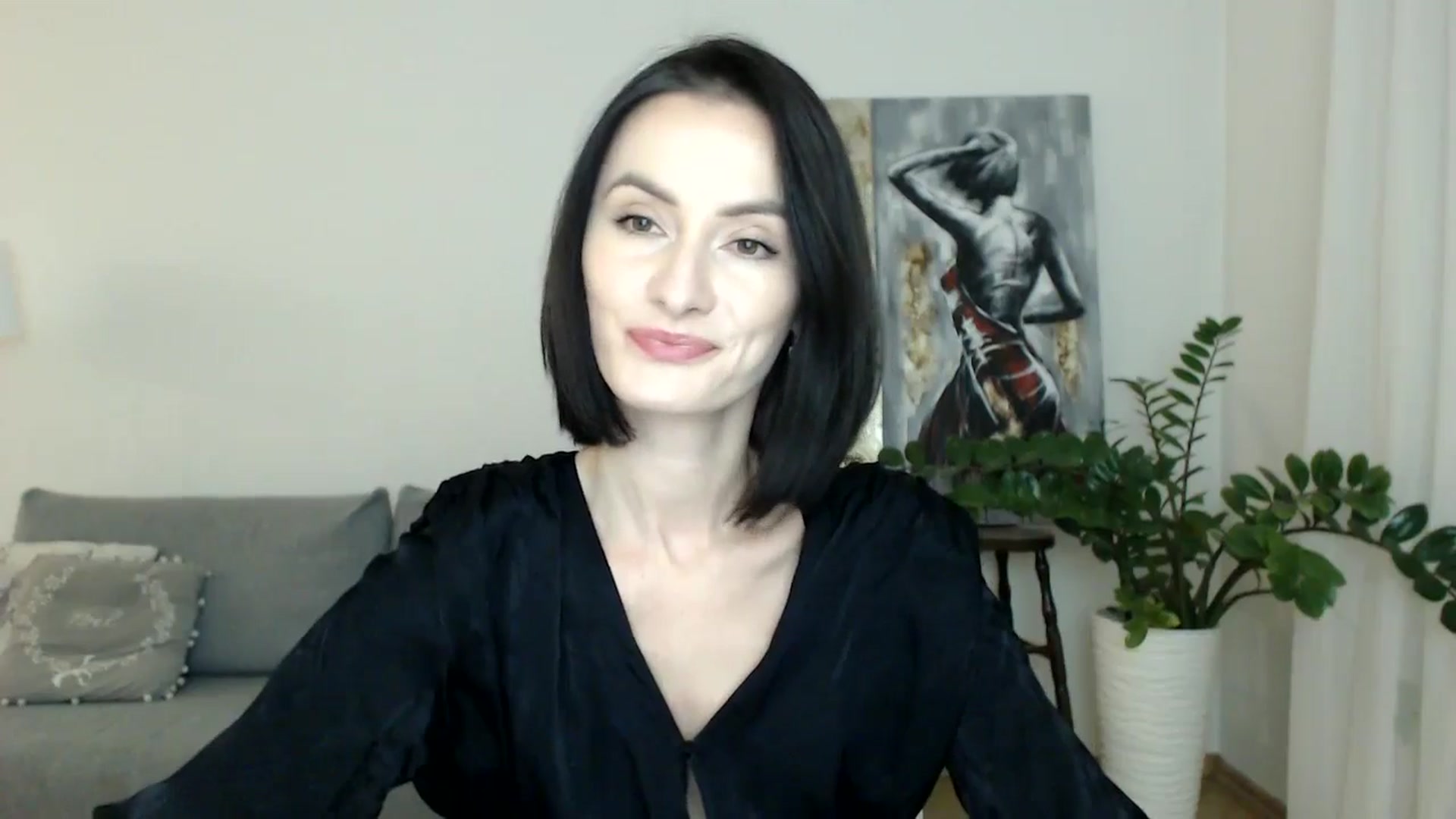 Gallery image thumbnail from the_realpearl's myfreecams stream on, 11/24/2024, 16:40 image 4 of 20
