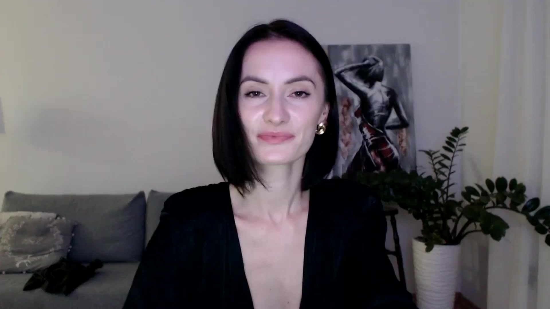 Gallery image thumbnail from the_realpearl's myfreecams stream on, 11/24/2024, 19:10 image 14 of 20
