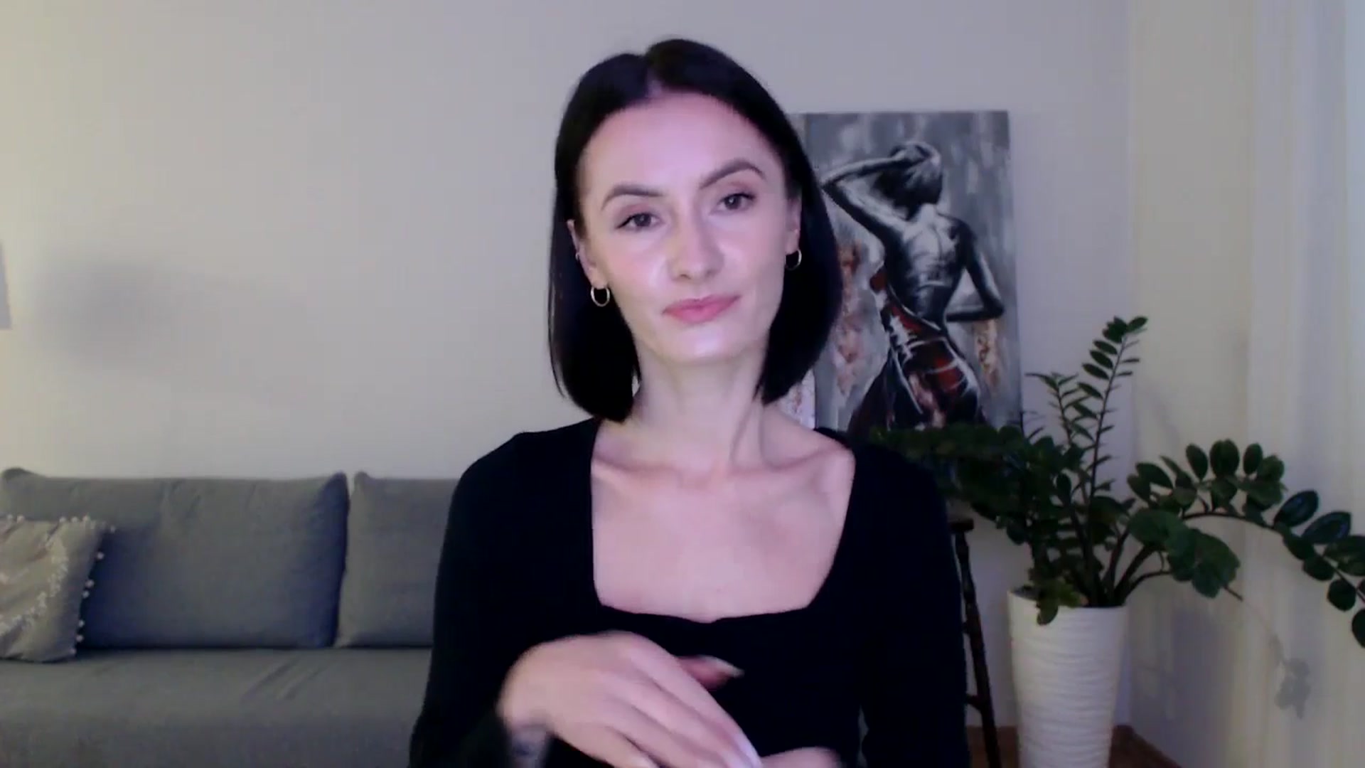 Gallery image thumbnail from the_realpearl's myfreecams stream on, 11/28/2024, 16:22 image 2 of 20