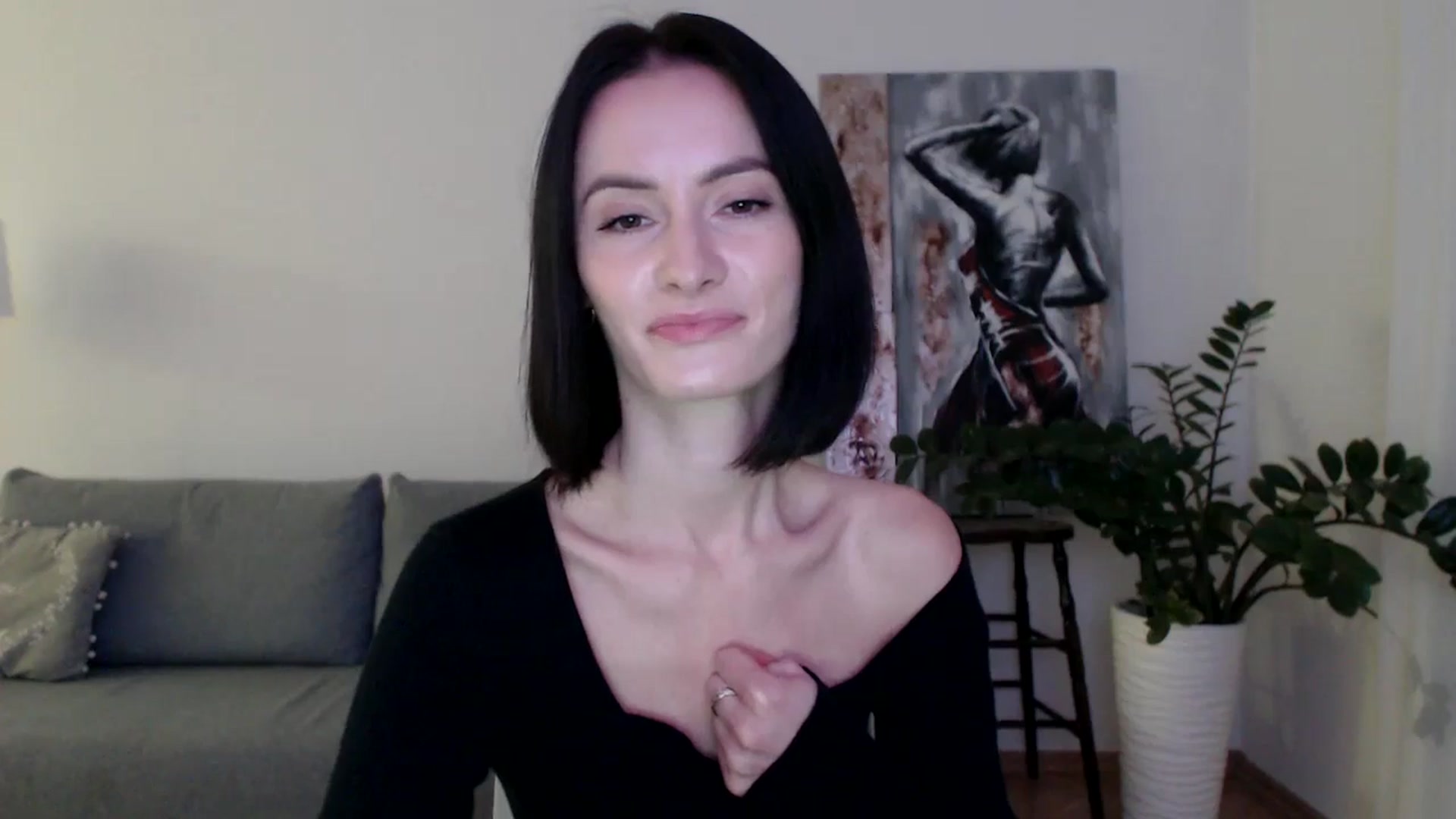 Gallery image thumbnail from the_realpearl's myfreecams stream on, 11/28/2024, 16:22 image 15 of 20