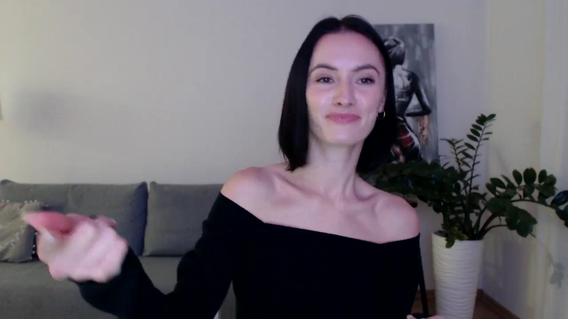 Gallery image thumbnail from the_realpearl's myfreecams stream on, 11/28/2024, 16:22 image 11 of 20