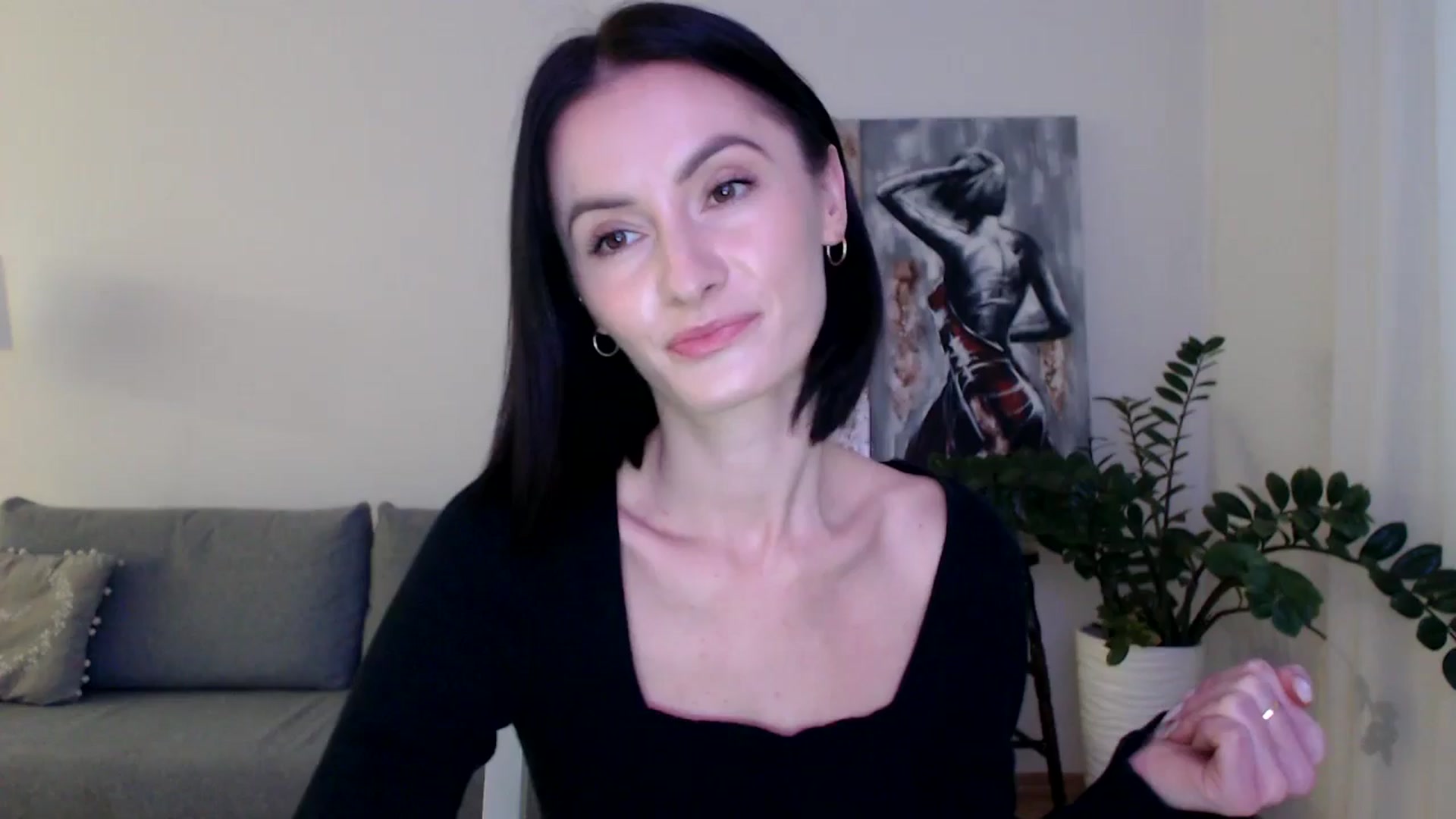Gallery image thumbnail from the_realpearl's myfreecams stream on, 11/28/2024, 16:22 image 1 of 20