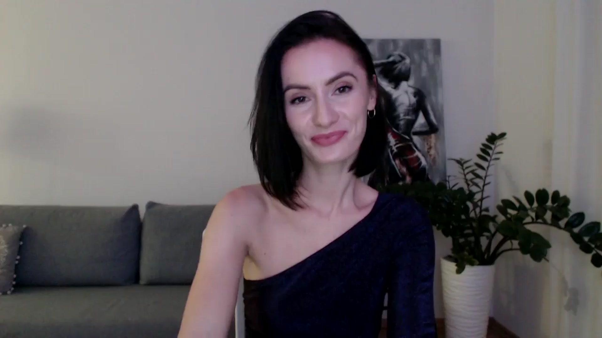 Gallery image thumbnail from the_realpearl's myfreecams stream on, 11/29/2024, 18:27 image 10 of 20