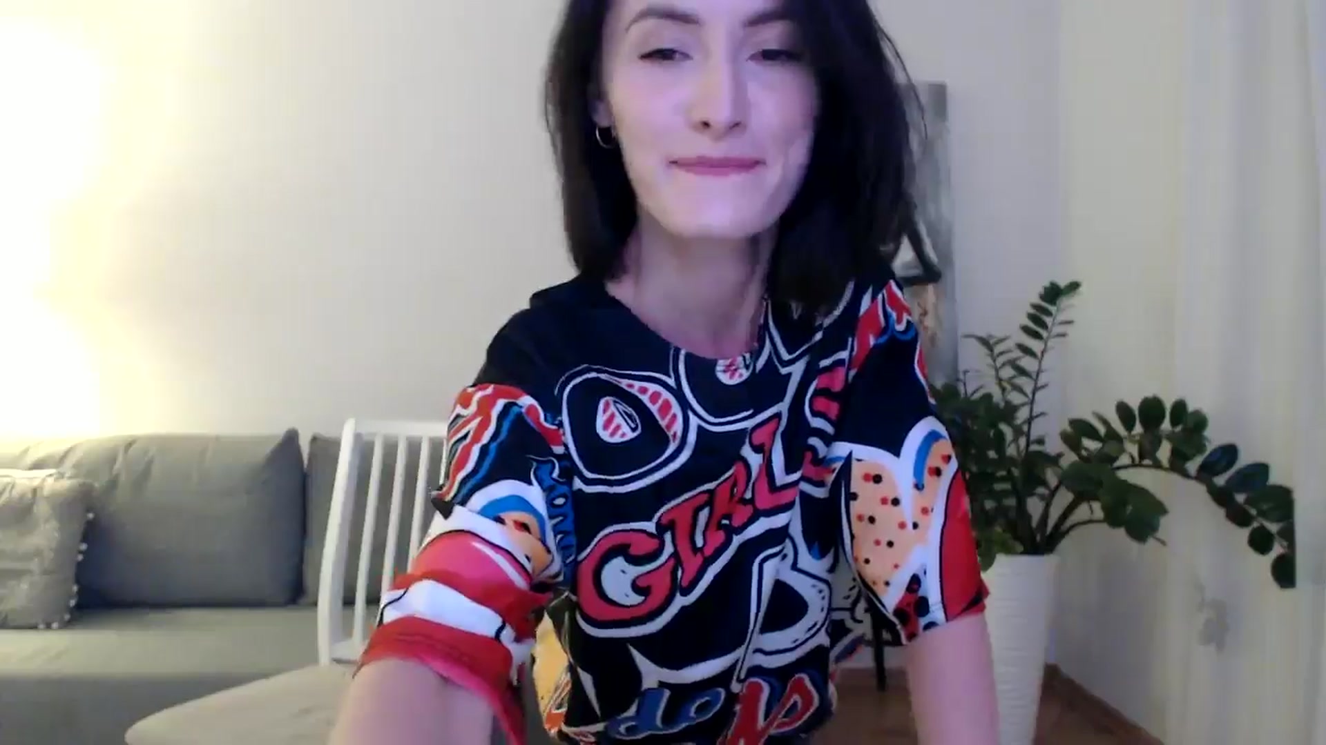 Gallery image thumbnail from the_realpearl's myfreecams stream on, 12/01/2024, 15:42 image 16 of 20