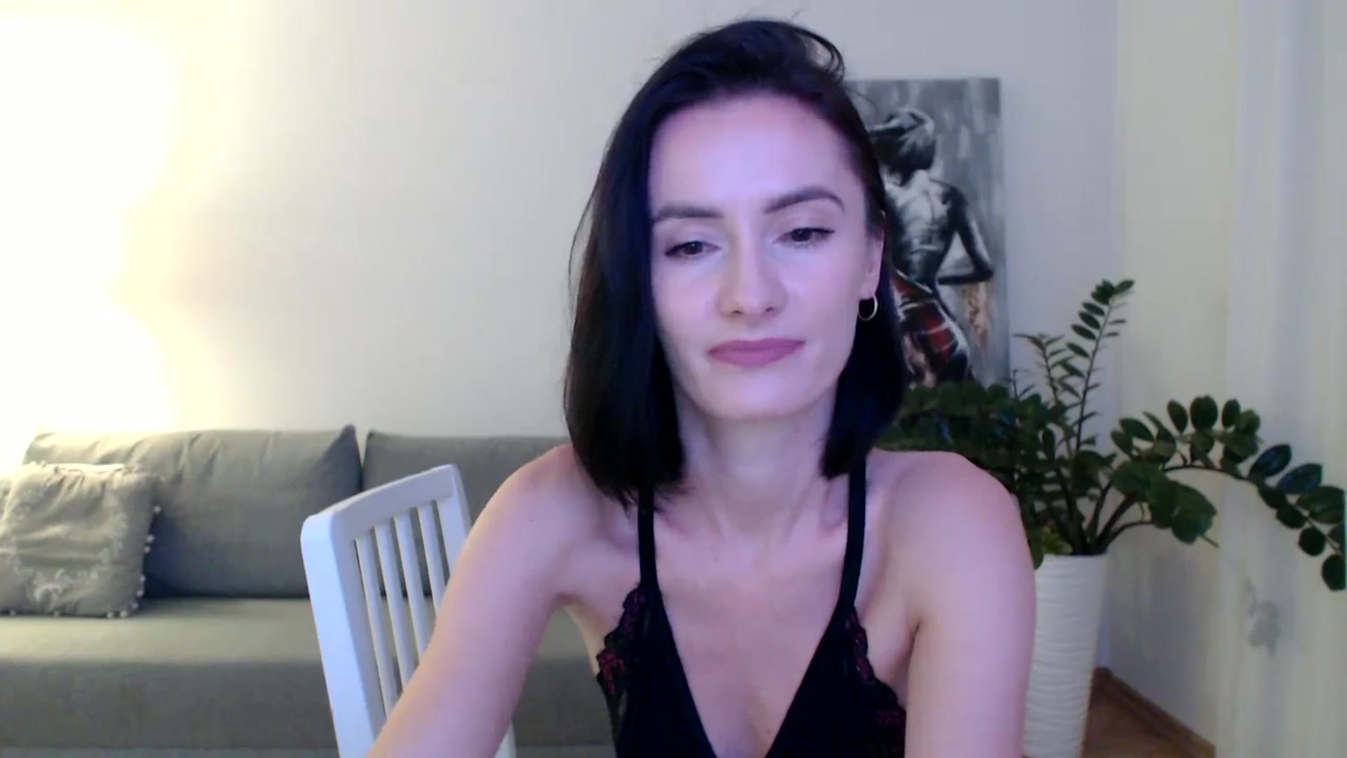 Gallery image thumbnail from the_realpearl's myfreecams stream on, 12/01/2024, 18:08 image 15 of 20