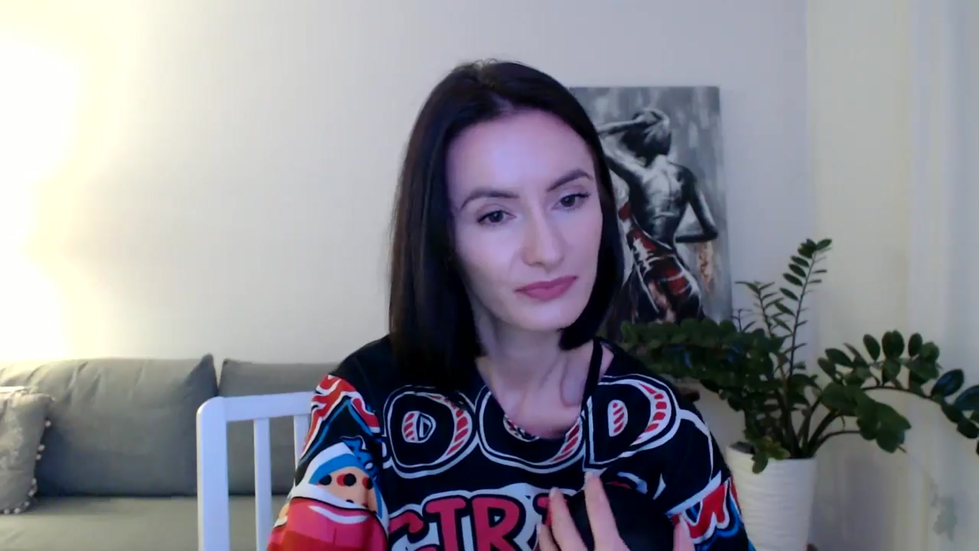 Gallery image thumbnail from the_realpearl's myfreecams stream on, 12/01/2024, 18:08 image 4 of 20