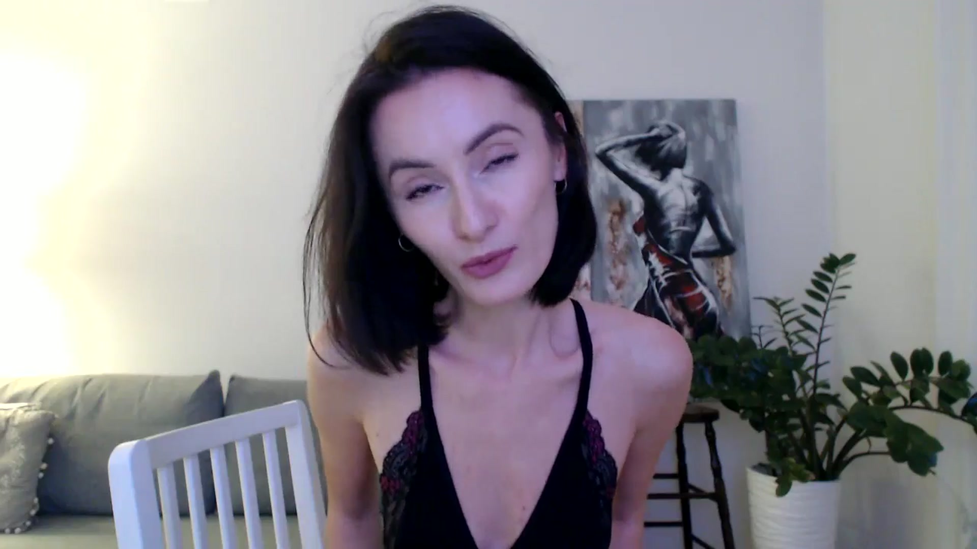 Gallery image thumbnail from the_realpearl's myfreecams stream on, 12/01/2024, 18:42 image 20 of 20