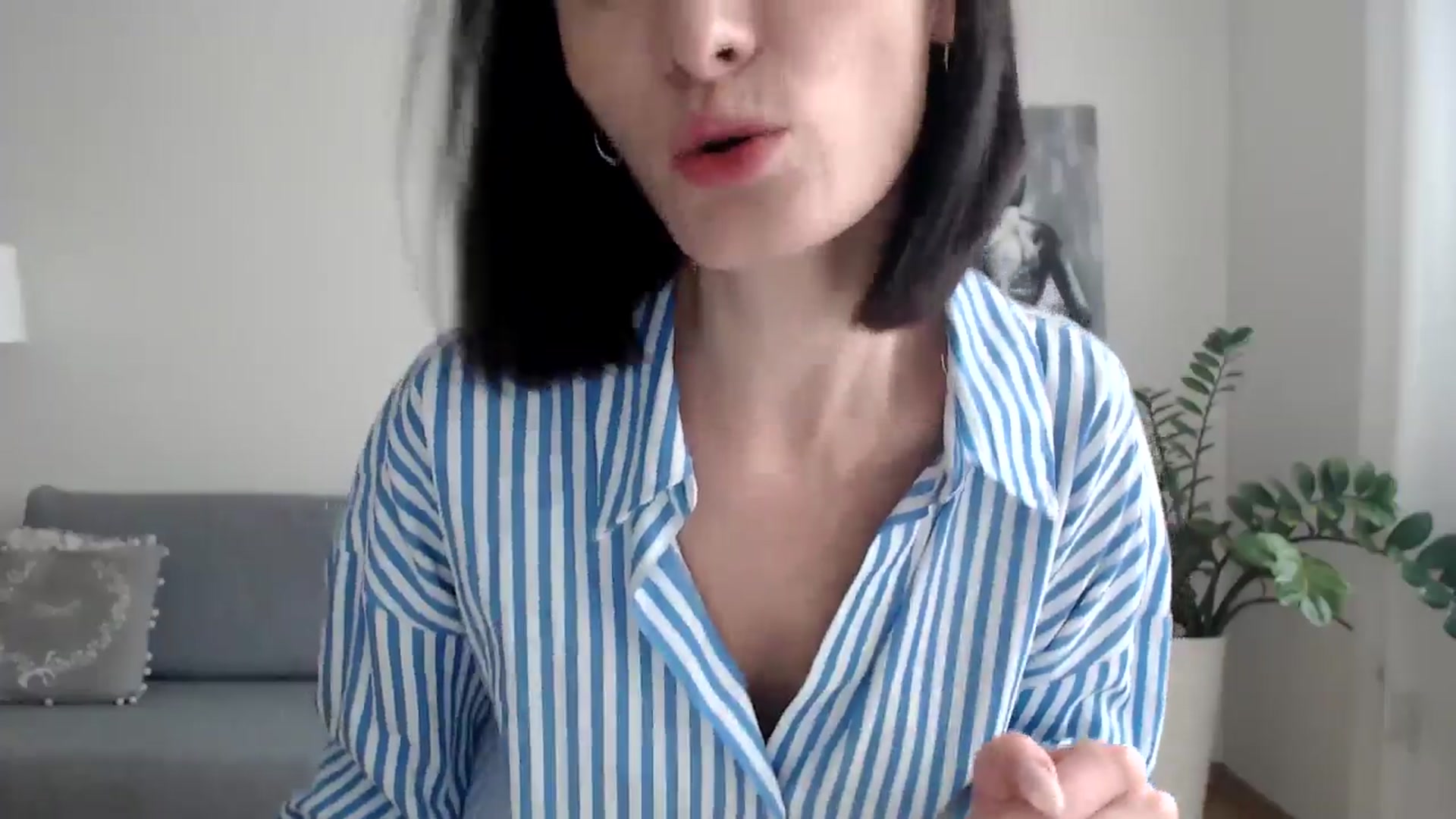 Gallery image thumbnail from the_realpearl's myfreecams stream on, 12/03/2024, 13:13 image 8 of 20