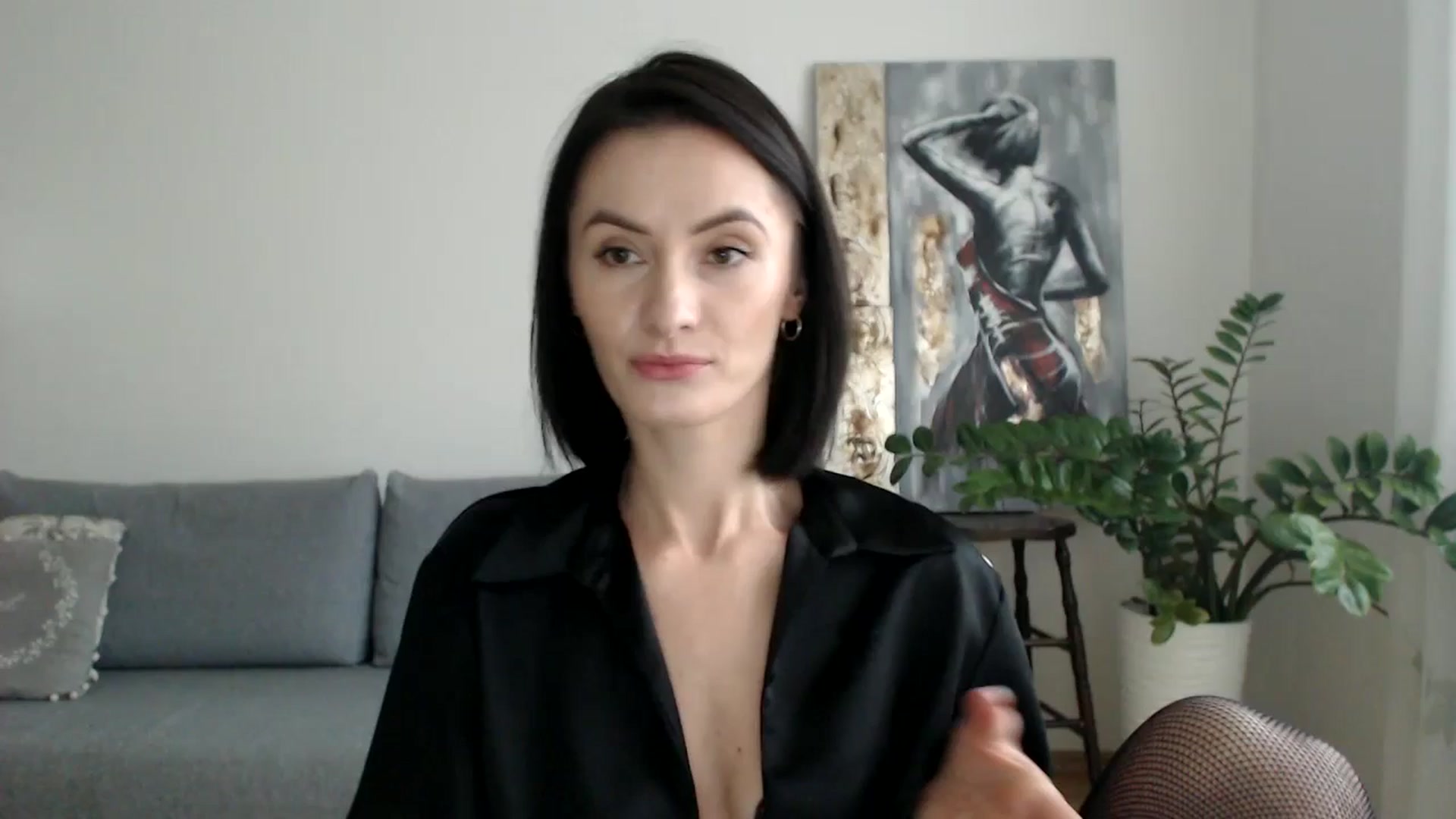 Gallery image thumbnail from the_realpearl's myfreecams stream on, 12/04/2024, 14:12 image 8 of 20