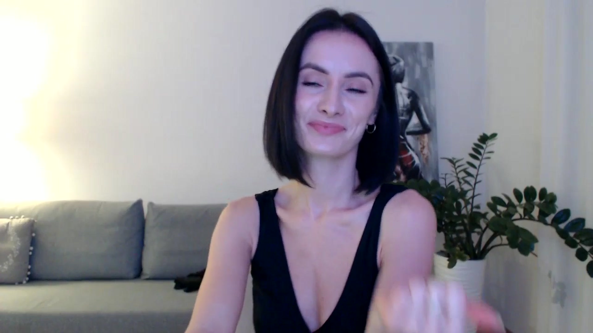 Gallery image thumbnail from the_realpearl's myfreecams stream on, 12/06/2024, 16:49 image 18 of 20