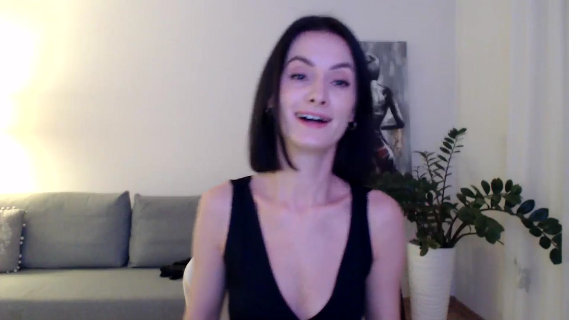 Gallery image thumbnail from the_realpearl's myfreecams stream on, 12/06/2024, 16:49 image 13 of 20