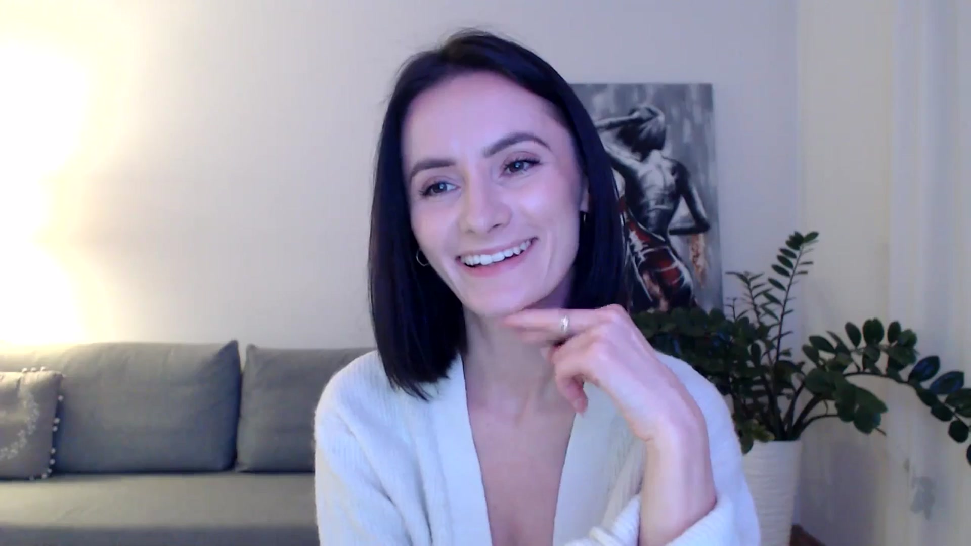 Gallery image thumbnail from the_realpearl's myfreecams stream on, 12/06/2024, 19:08 image 5 of 20