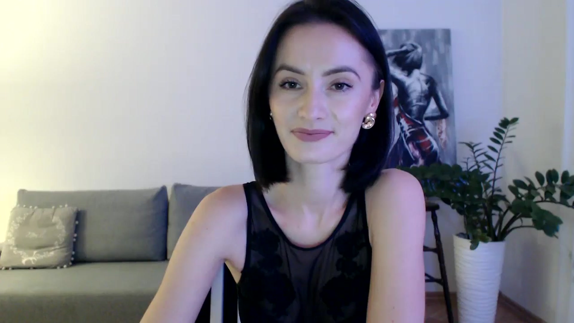 Gallery image thumbnail from the_realpearl's myfreecams stream on, 12/08/2024, 16:15 image 14 of 20