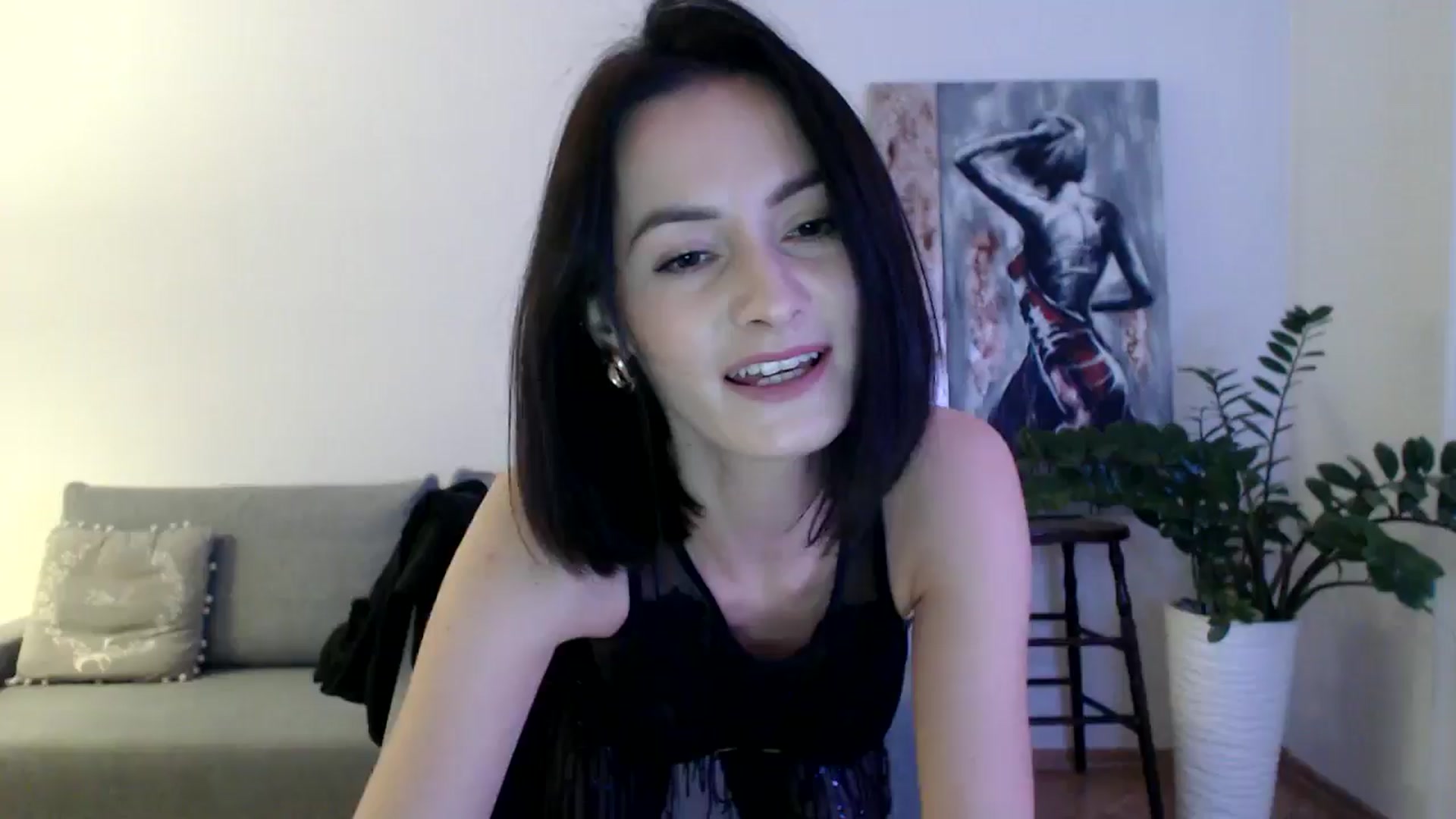 Gallery image thumbnail from the_realpearl's myfreecams stream on, 12/08/2024, 16:15 image 6 of 20