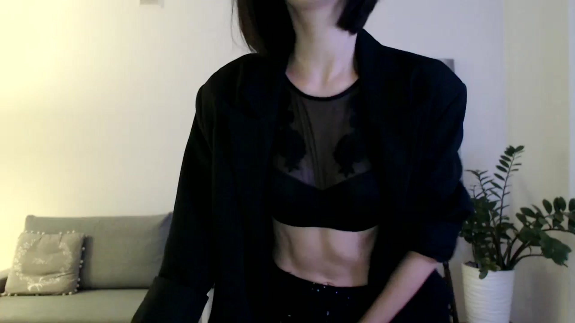 Gallery image thumbnail from the_realpearl's myfreecams stream on, 12/08/2024, 16:15 image 7 of 20