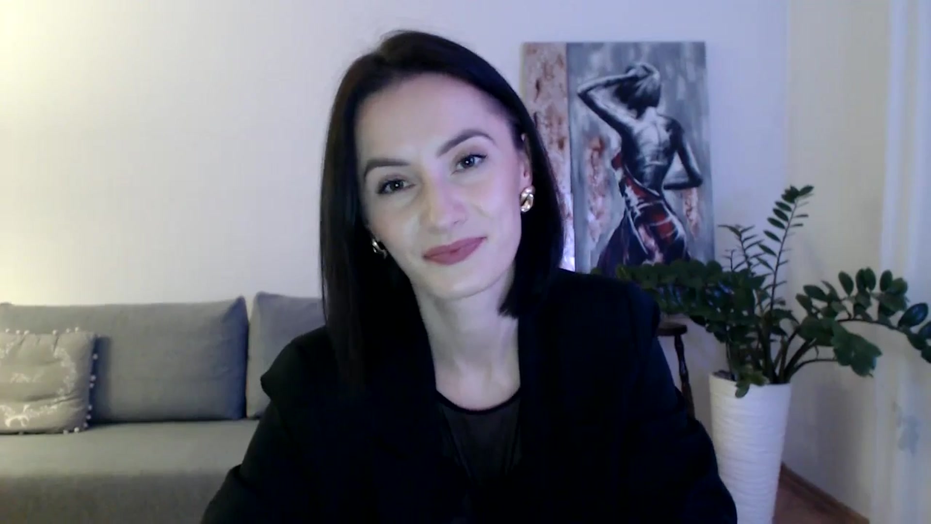 Gallery image thumbnail from the_realpearl's myfreecams stream on, 12/08/2024, 18:44 image 8 of 20