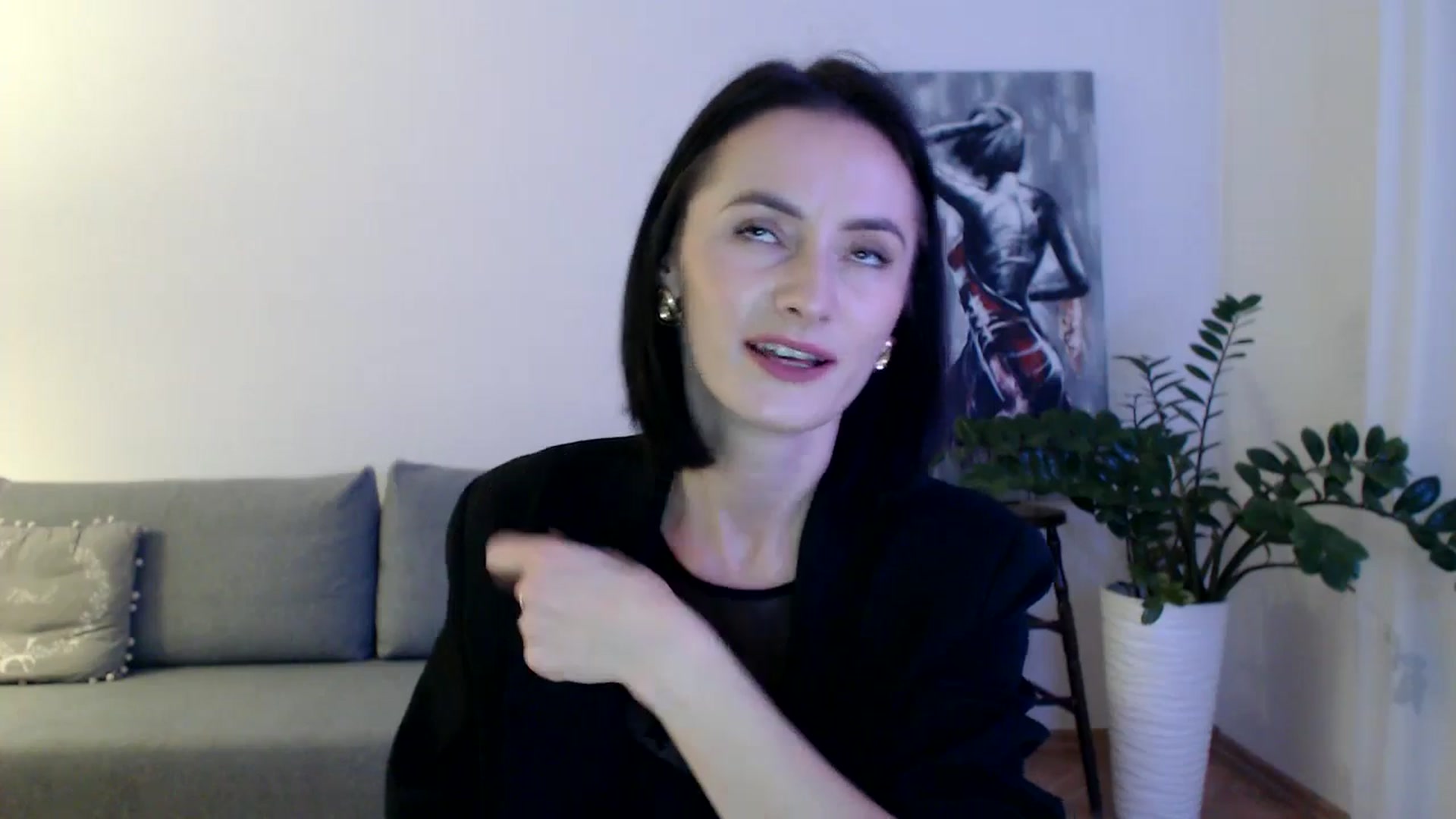 Gallery image thumbnail from the_realpearl's myfreecams stream on, 12/08/2024, 18:44 image 9 of 20