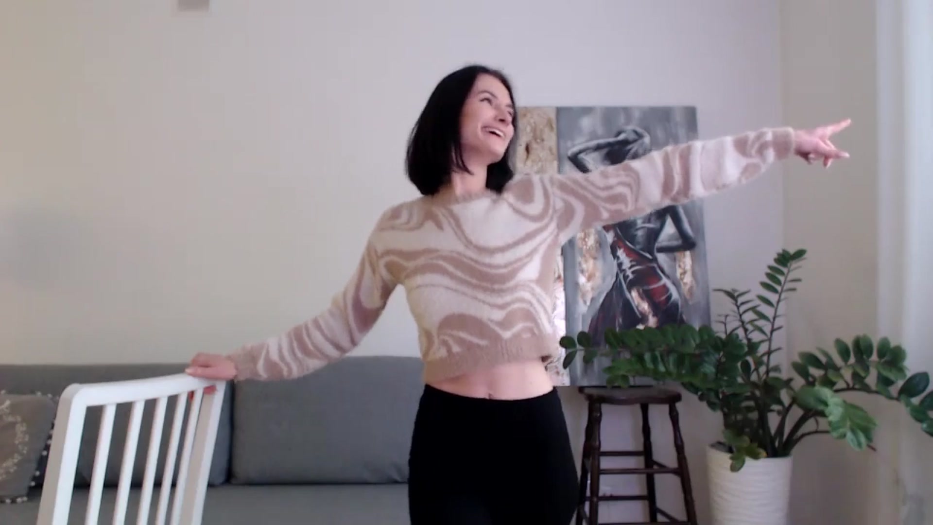Gallery image thumbnail from the_realpearl's myfreecams stream on, 12/10/2024, 14:05 image 10 of 20