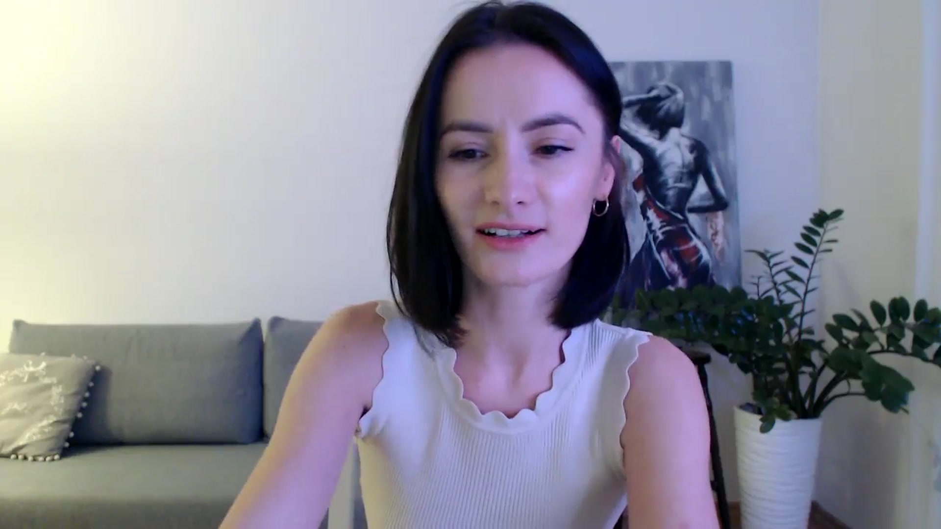 Gallery image thumbnail from the_realpearl's myfreecams stream on, 12/10/2024, 15:39 image 12 of 20