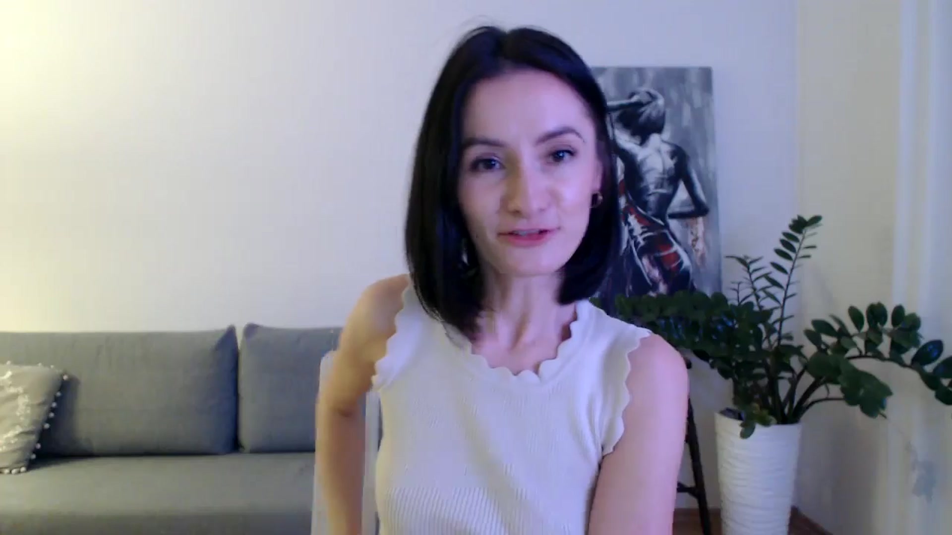 Gallery image thumbnail from the_realpearl's myfreecams stream on, 12/10/2024, 15:39 image 14 of 20