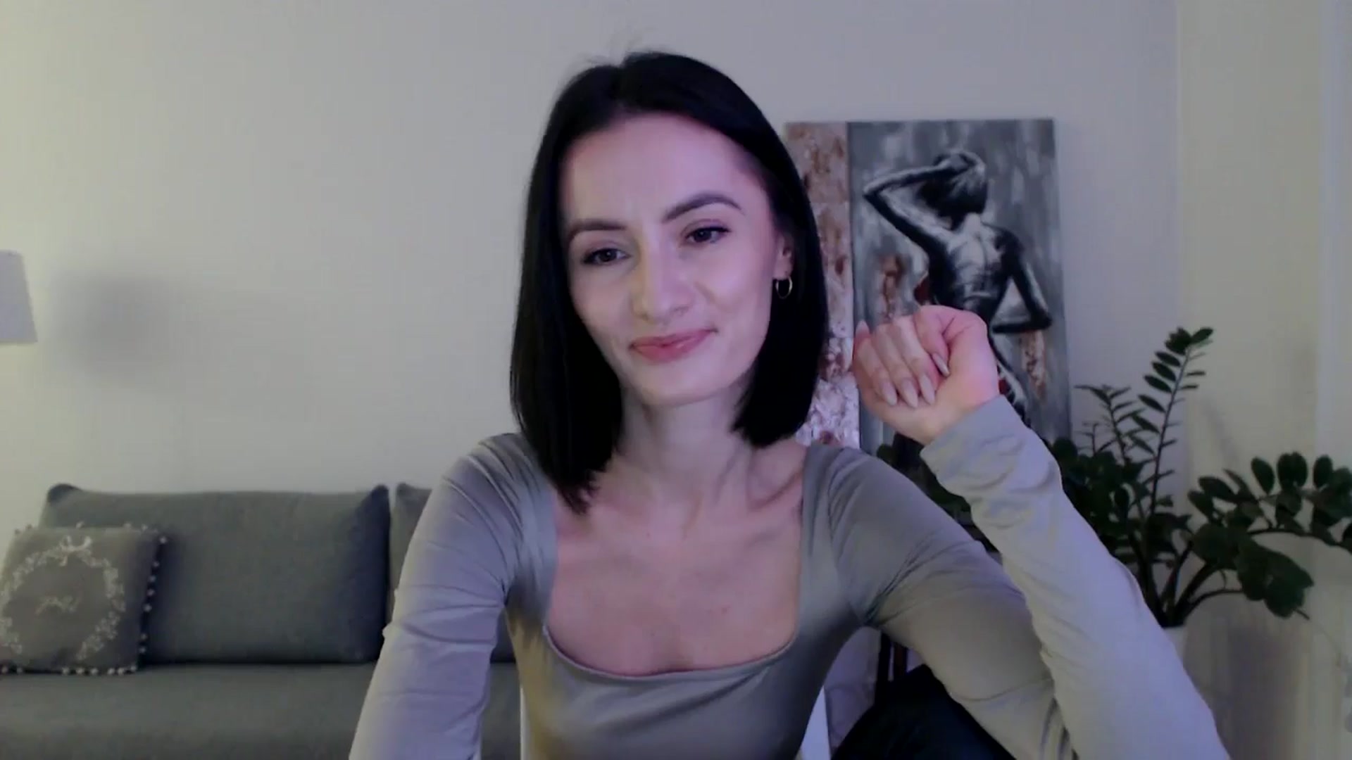 Gallery image thumbnail from the_realpearl's myfreecams stream on, 12/11/2024, 18:54 image 3 of 20