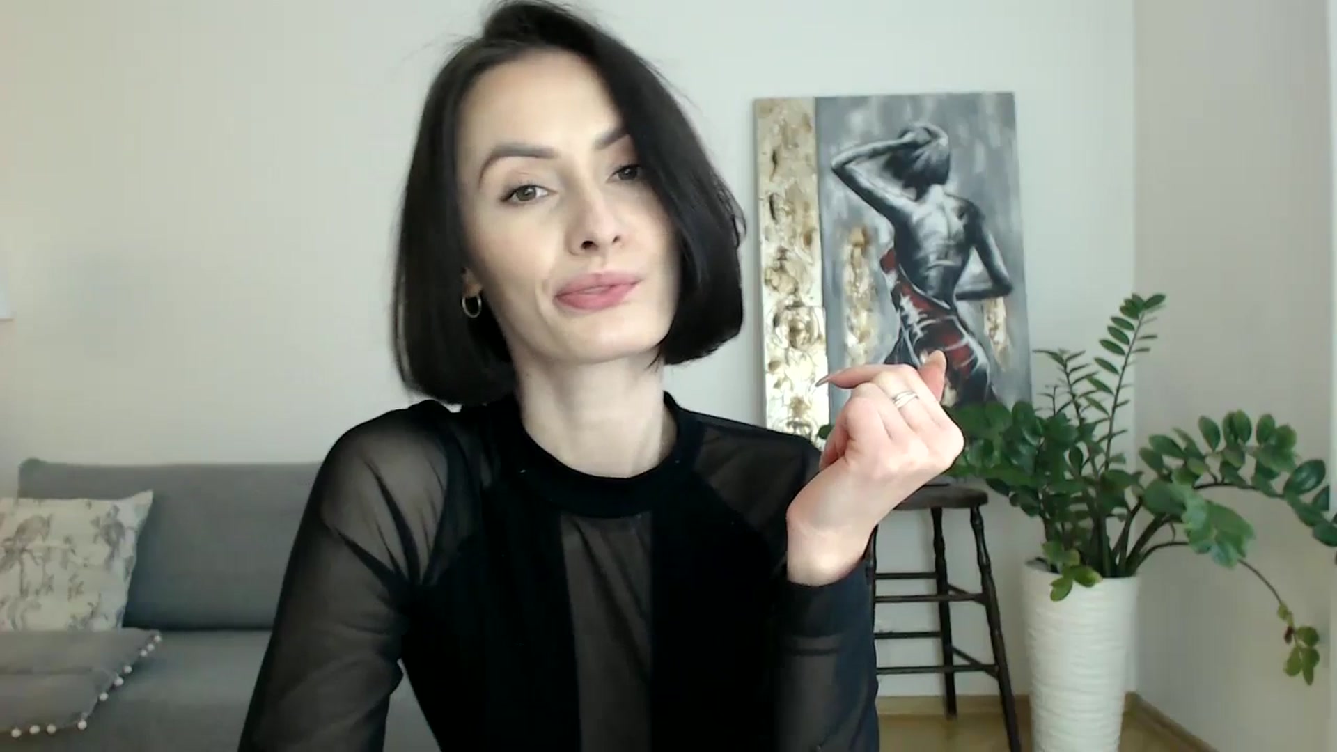 Gallery image thumbnail from the_realpearl's myfreecams stream on, 01/07/2025, 14:11 image 4 of 20