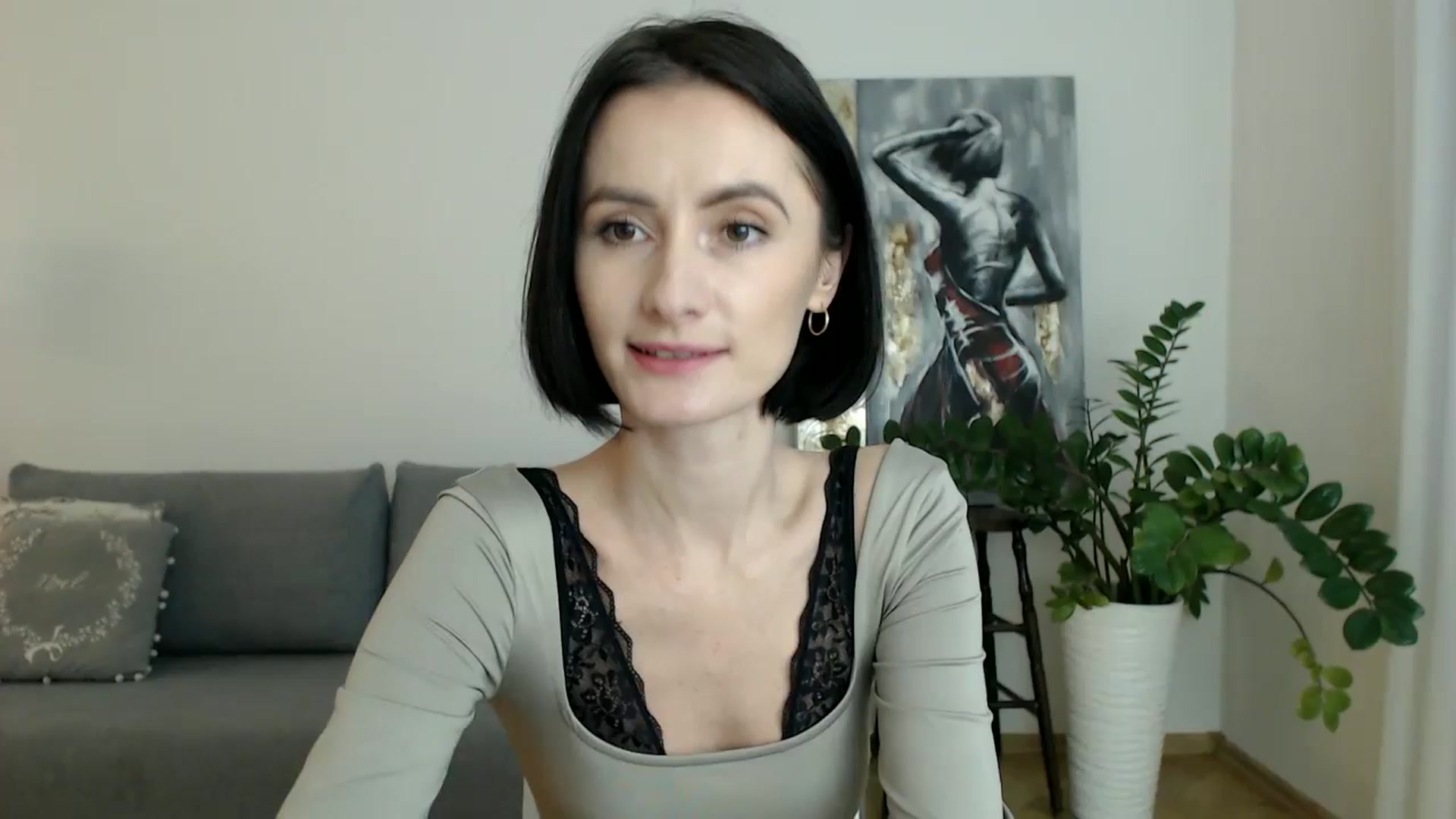 Gallery image thumbnail from the_realpearl's myfreecams stream on, 01/08/2025, 15:12 image 1 of 20