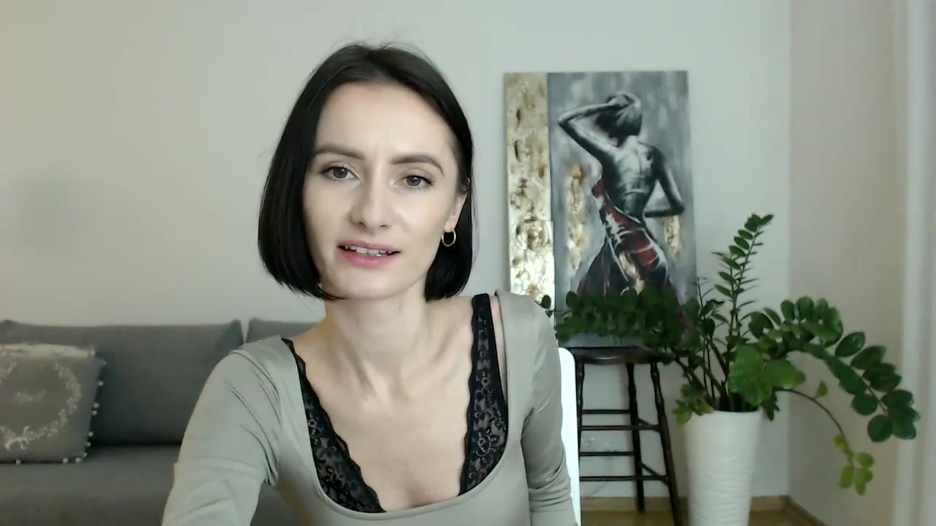 Gallery image thumbnail from the_realpearl's myfreecams stream on, 01/08/2025, 15:12 image 14 of 20
