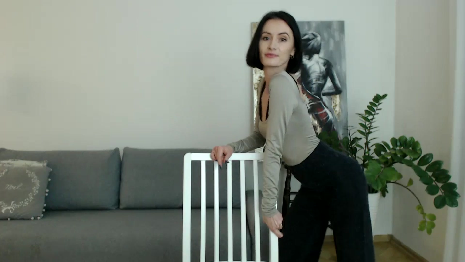 Gallery image thumbnail from the_realpearl's myfreecams stream on, 01/08/2025, 15:12 image 4 of 20