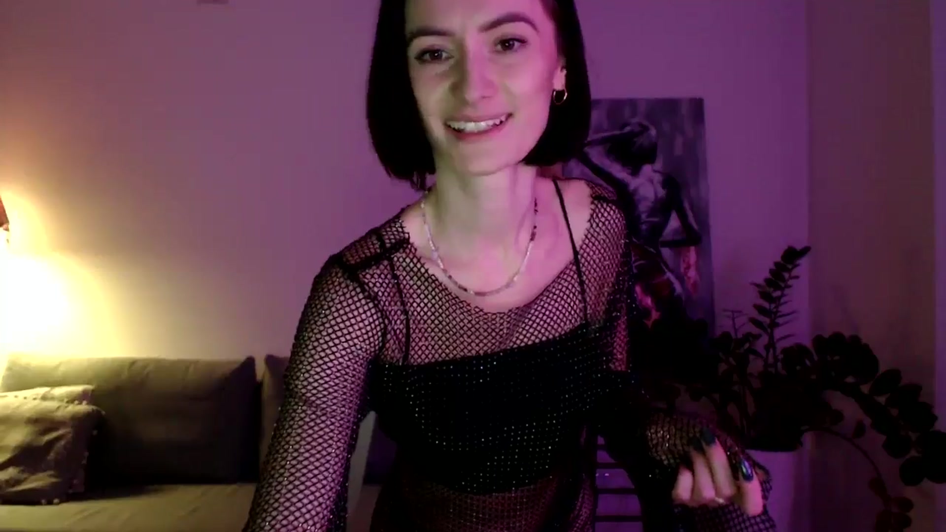 Gallery image thumbnail from the_realpearl's myfreecams stream on, 01/13/2025, 16:42 image 9 of 20