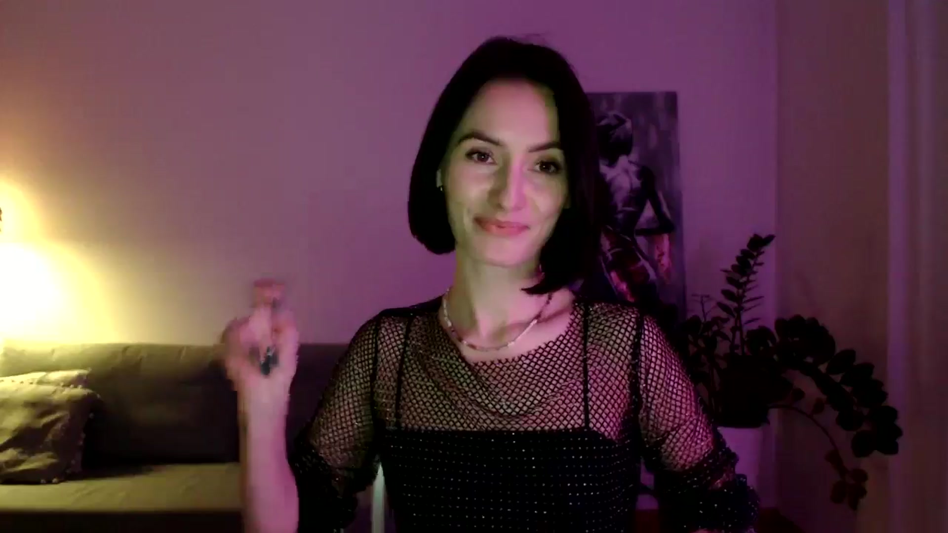 Gallery image thumbnail from the_realpearl's myfreecams stream on, 01/13/2025, 16:42 image 19 of 20