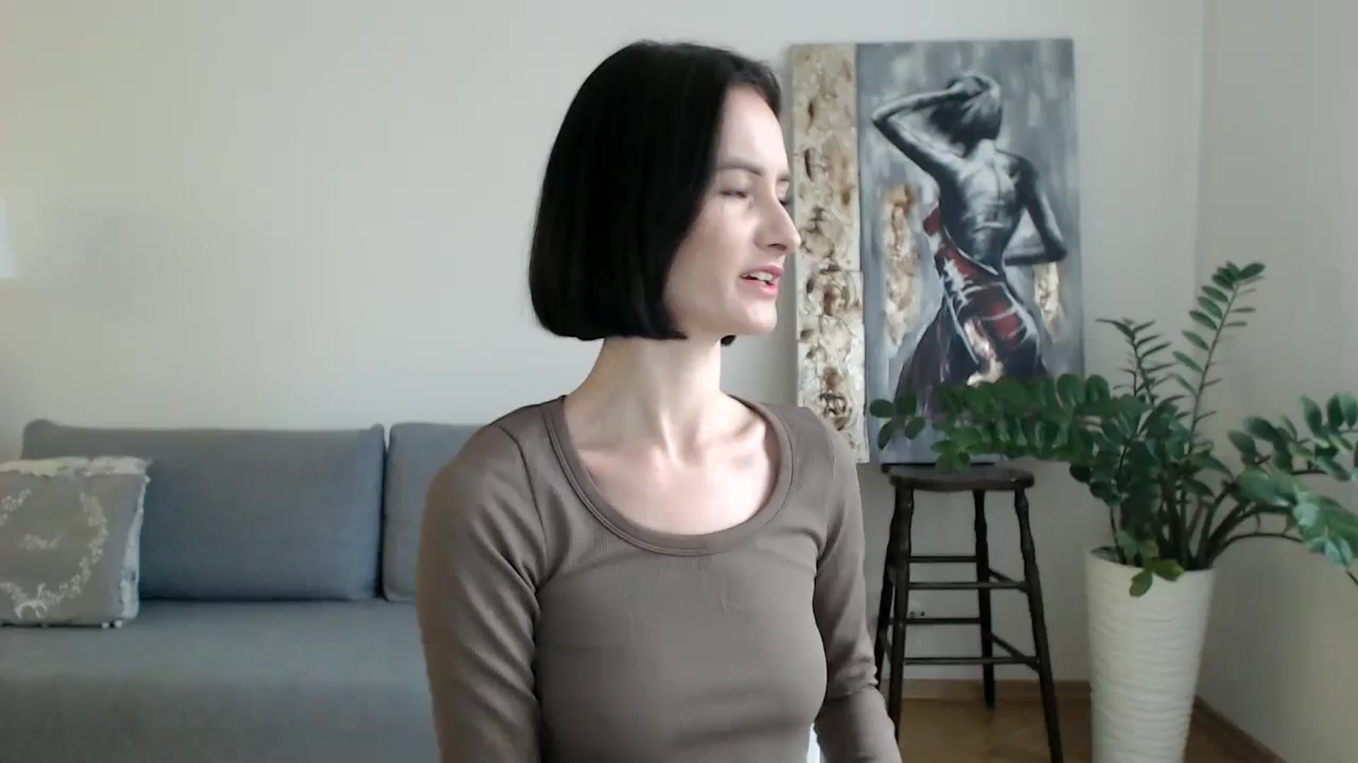 Gallery image thumbnail from the_realpearl's myfreecams stream on, 01/16/2025, 08:45 image 12 of 20