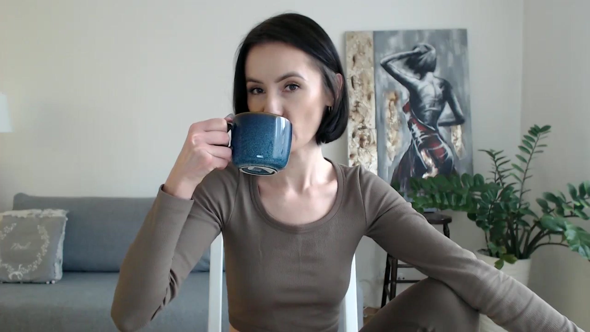 Gallery image thumbnail from the_realpearl's myfreecams stream on, 01/16/2025, 08:45 image 15 of 20