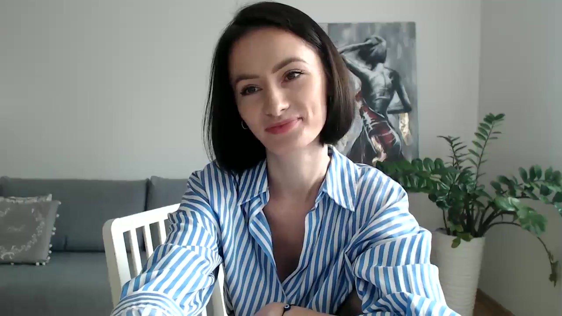 Gallery image thumbnail from the_realpearl's myfreecams stream on, 01/20/2025, 10:26 image 6 of 20