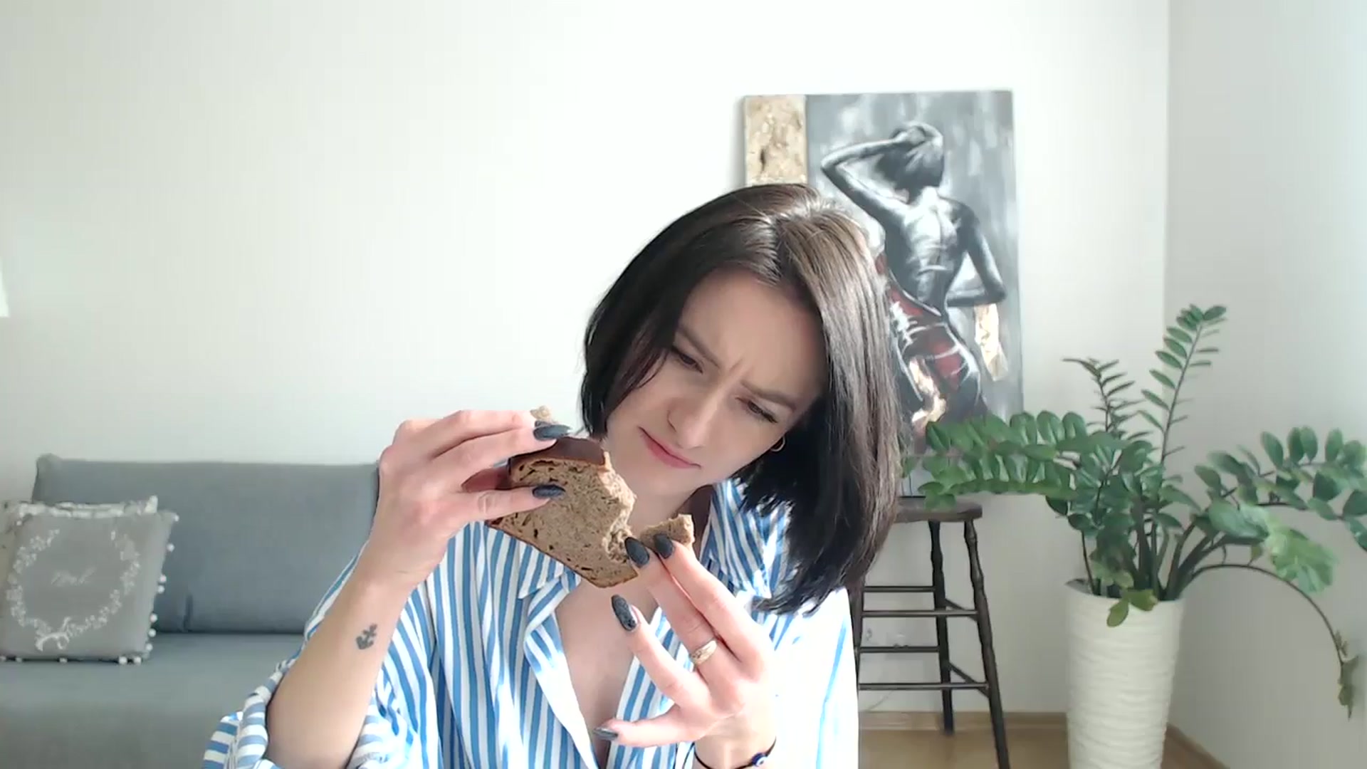 Gallery image thumbnail from the_realpearl's myfreecams stream on, 01/20/2025, 10:26 image 16 of 20